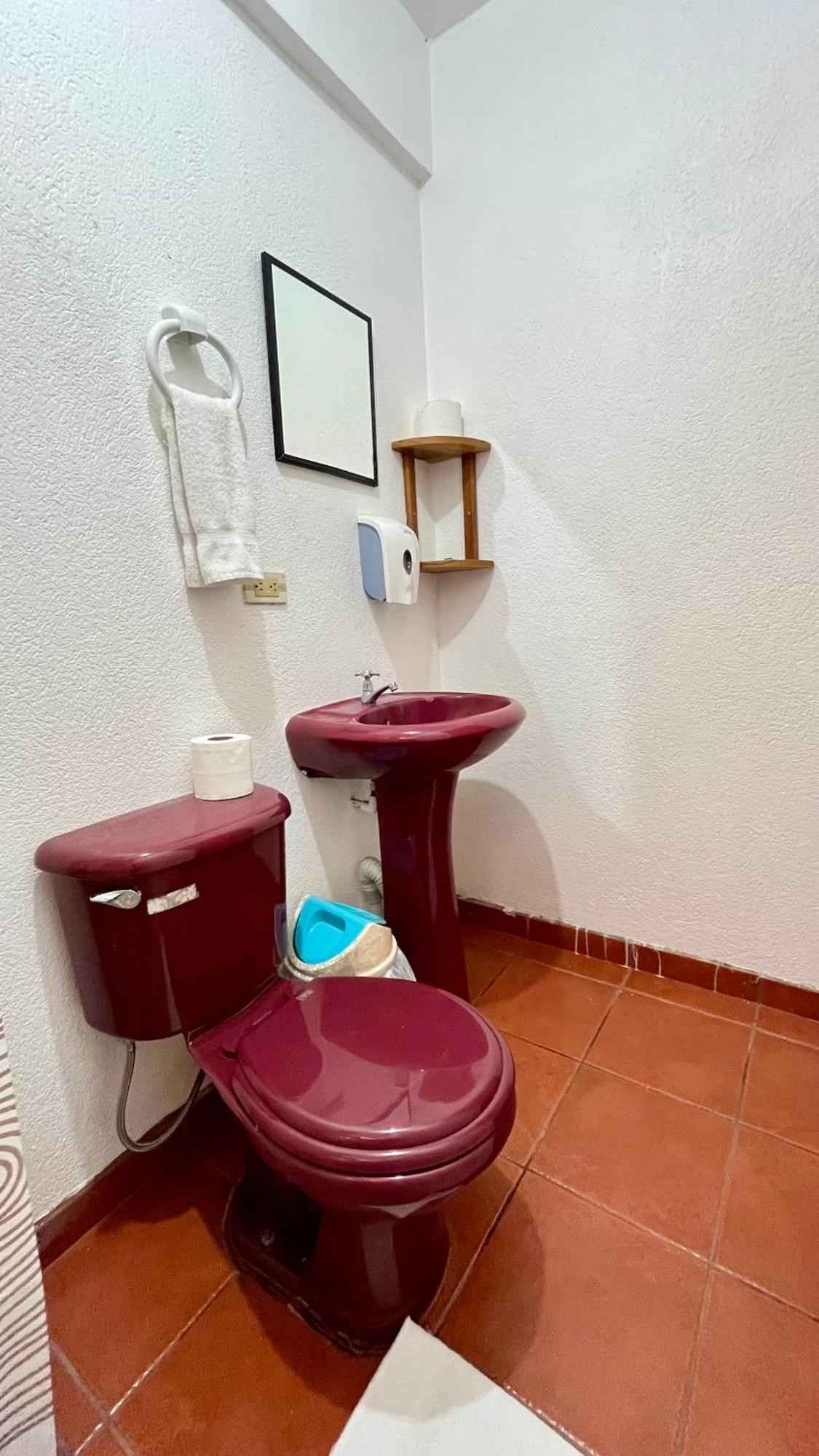 Capsule hotel Downtown, Private With Bathroom Nuevo Arenal