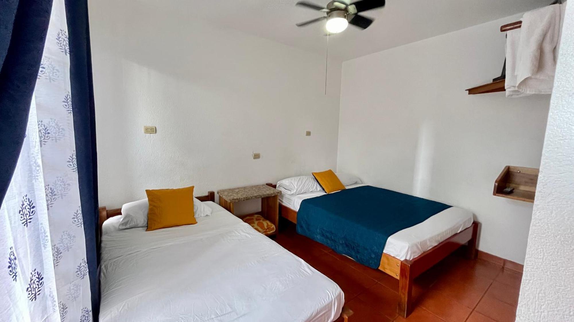 Capsule hotel Downtown, Private With Bathroom