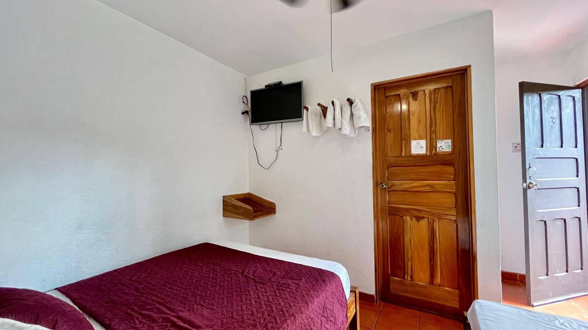Downtown, Private With Bathroom *