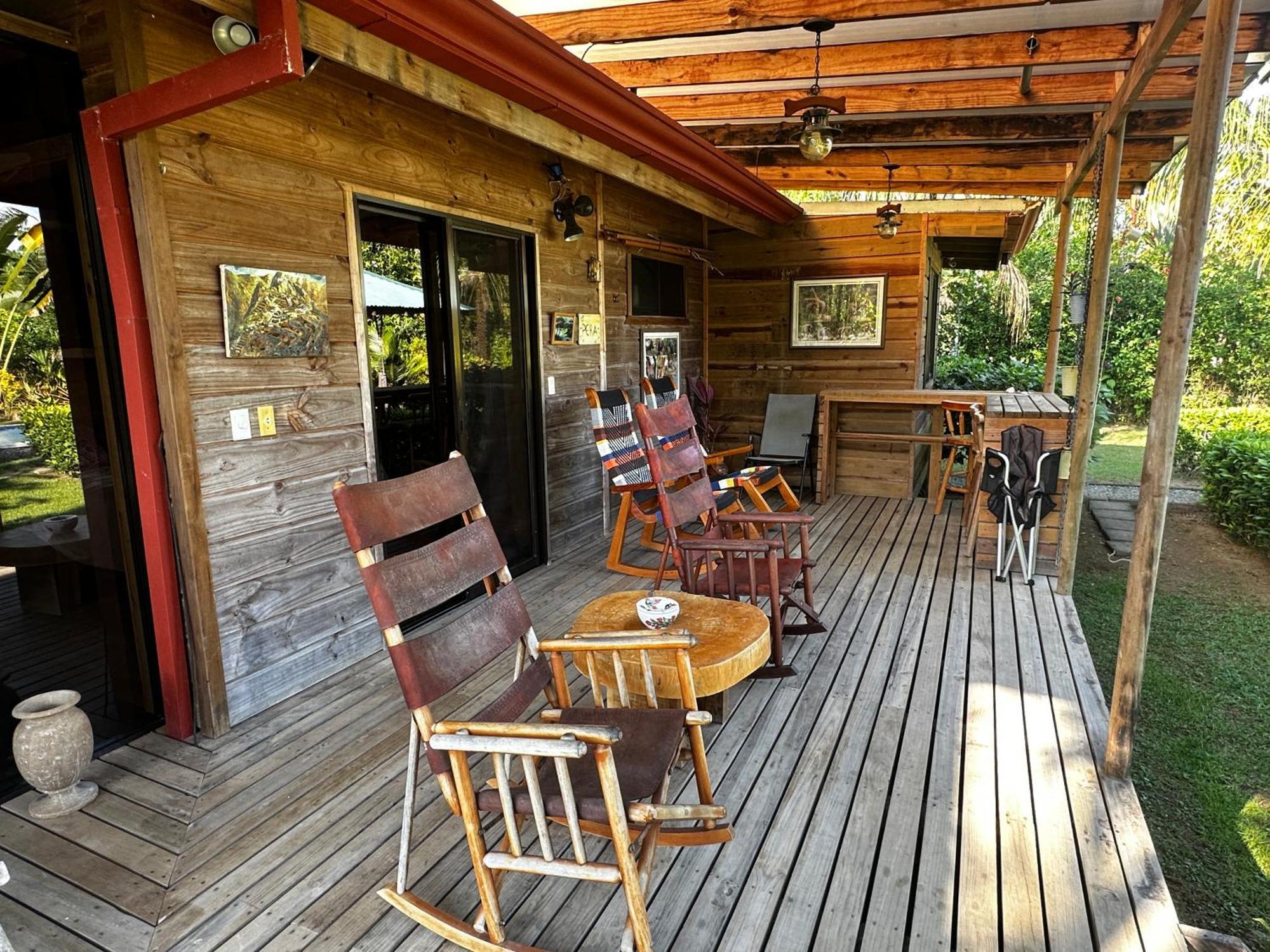 Oasis Retreat With And * Uvita