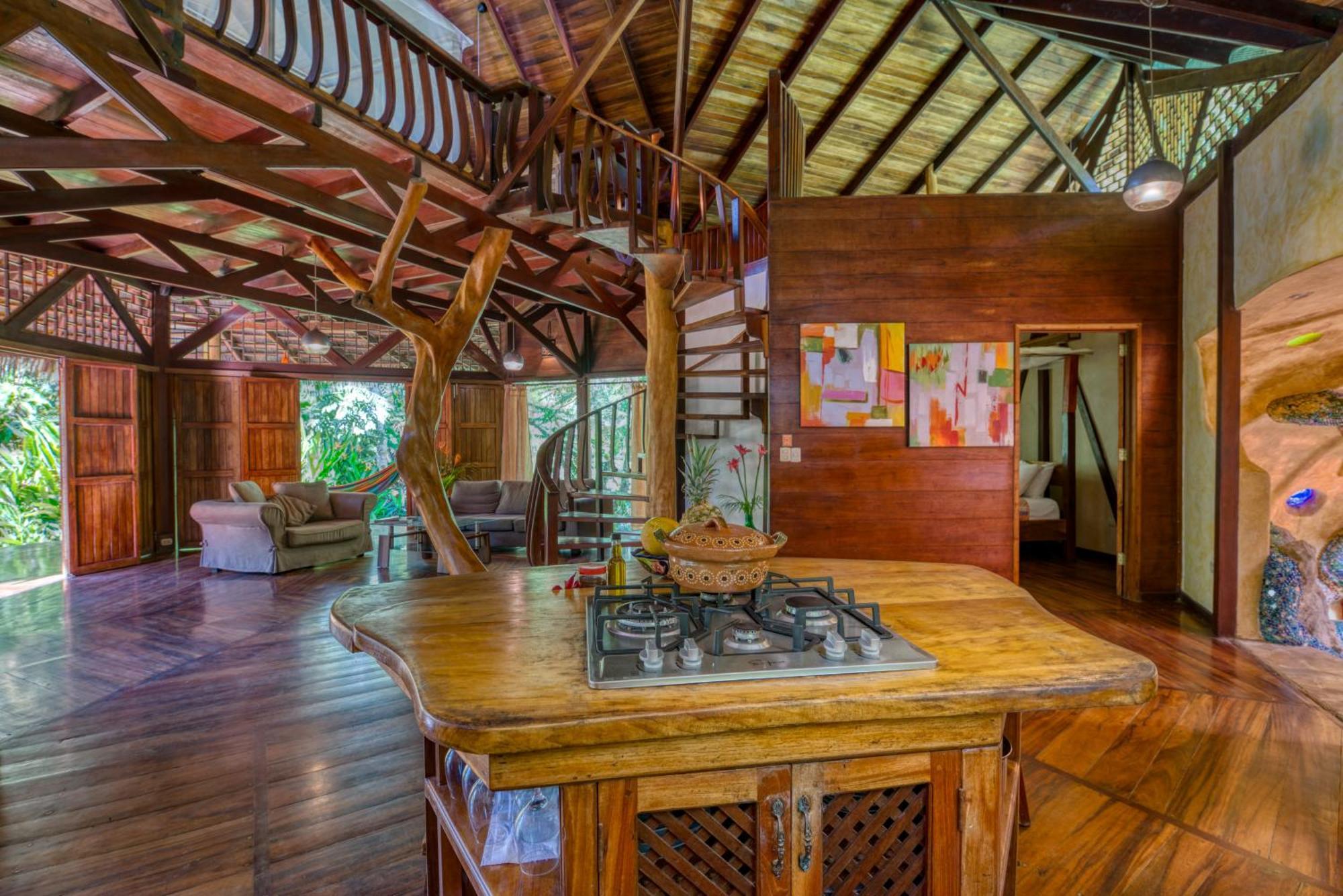 Lodge Tree House Beachfront Puerto Viejo de Talamanca