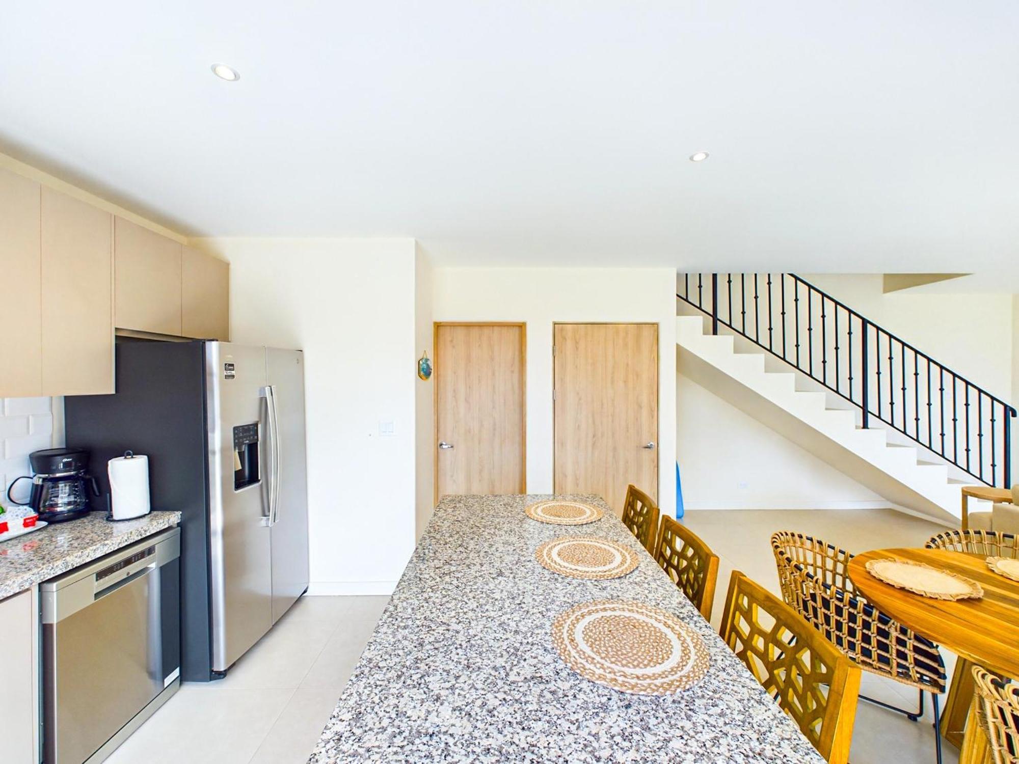 Apartment Seaside Escape At Catalinas