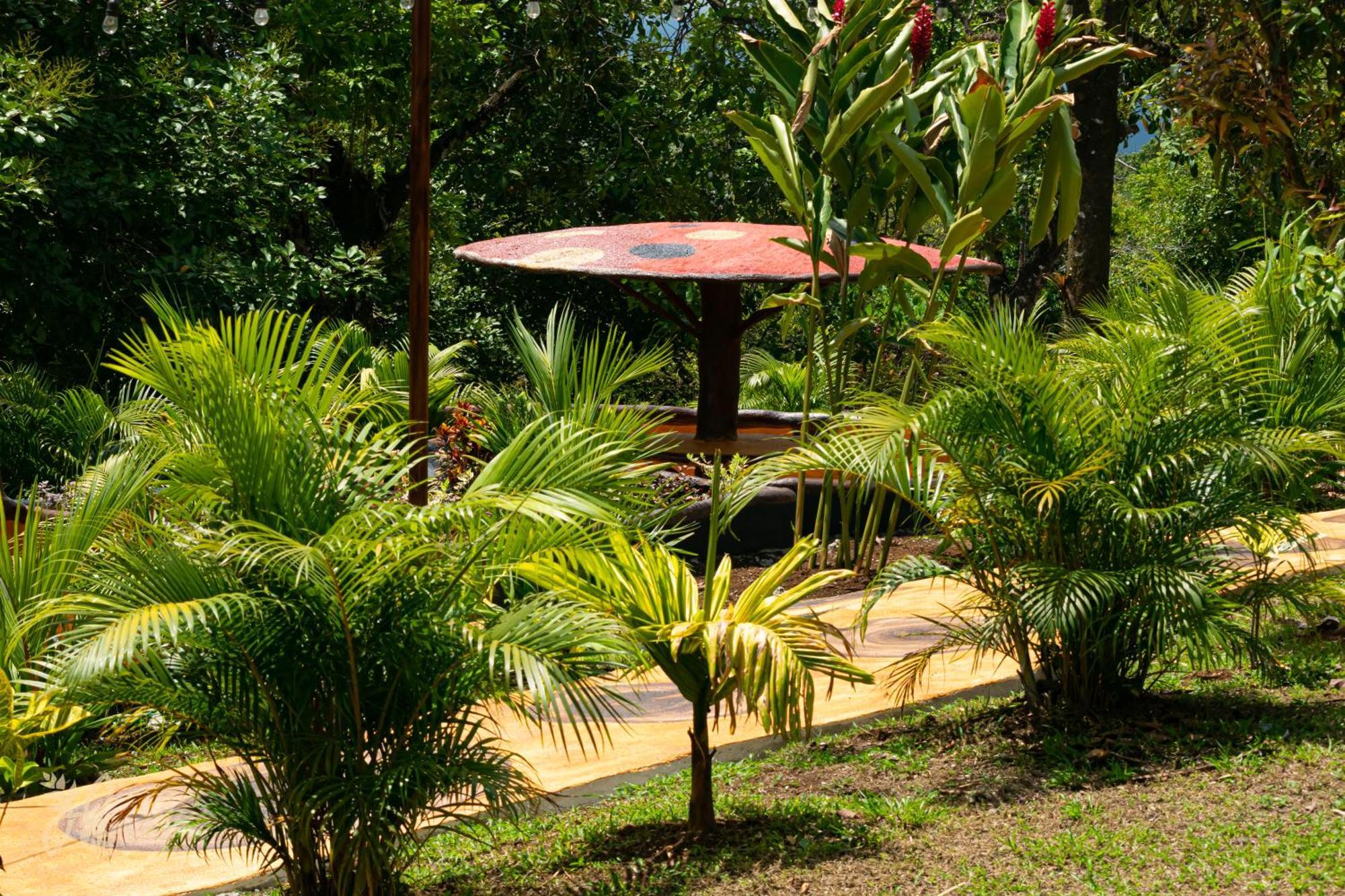 Heliconias Nature & Hot Springs Hotel 4*