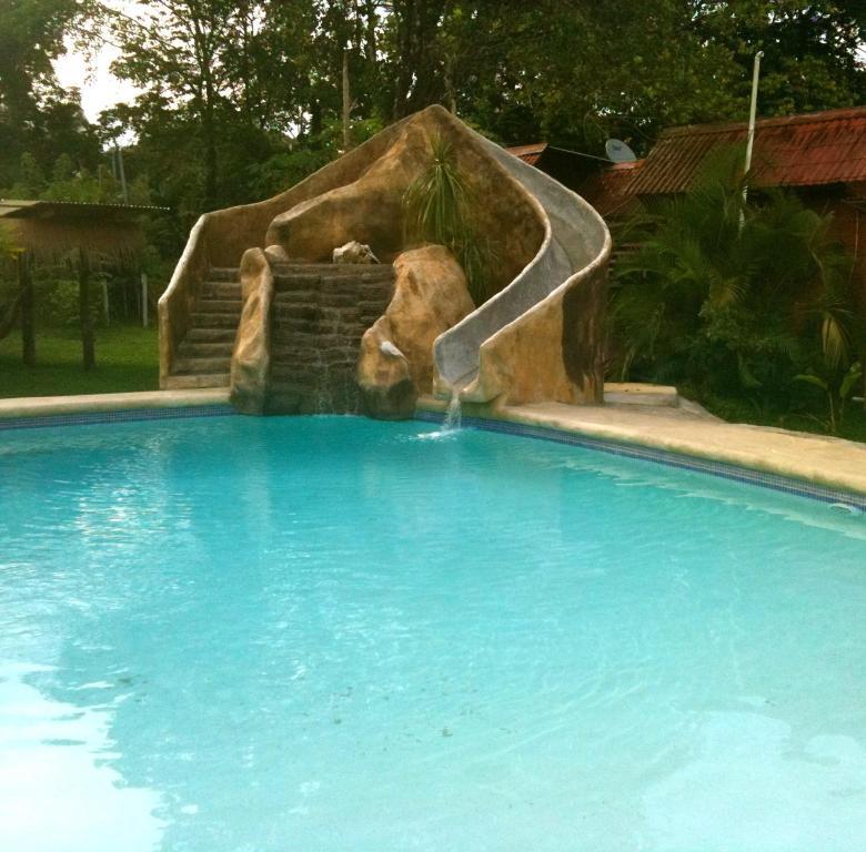 Aiyana Holiday park 3*
