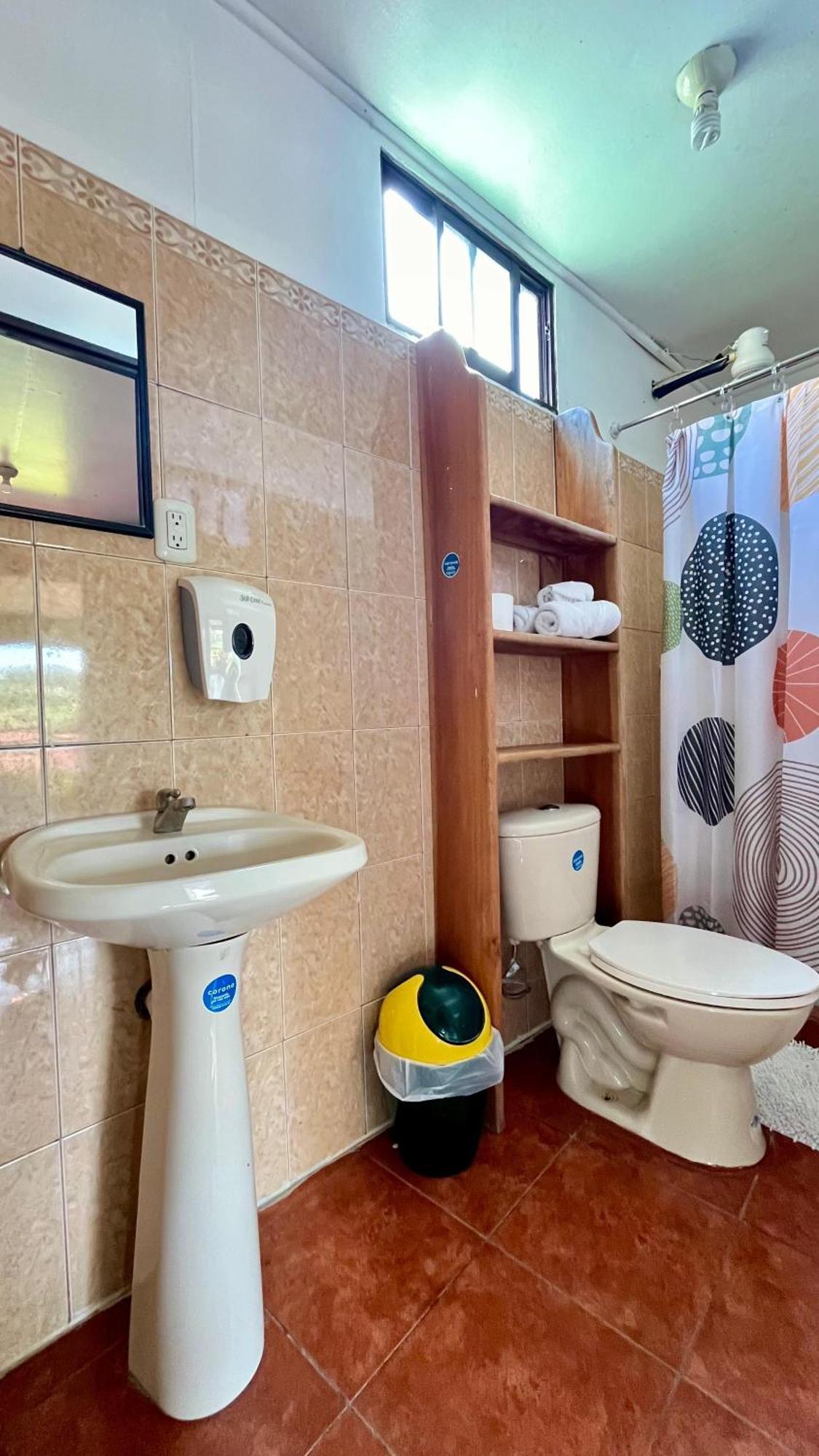 Downtown, Private With Bathroom Capsule hotel *