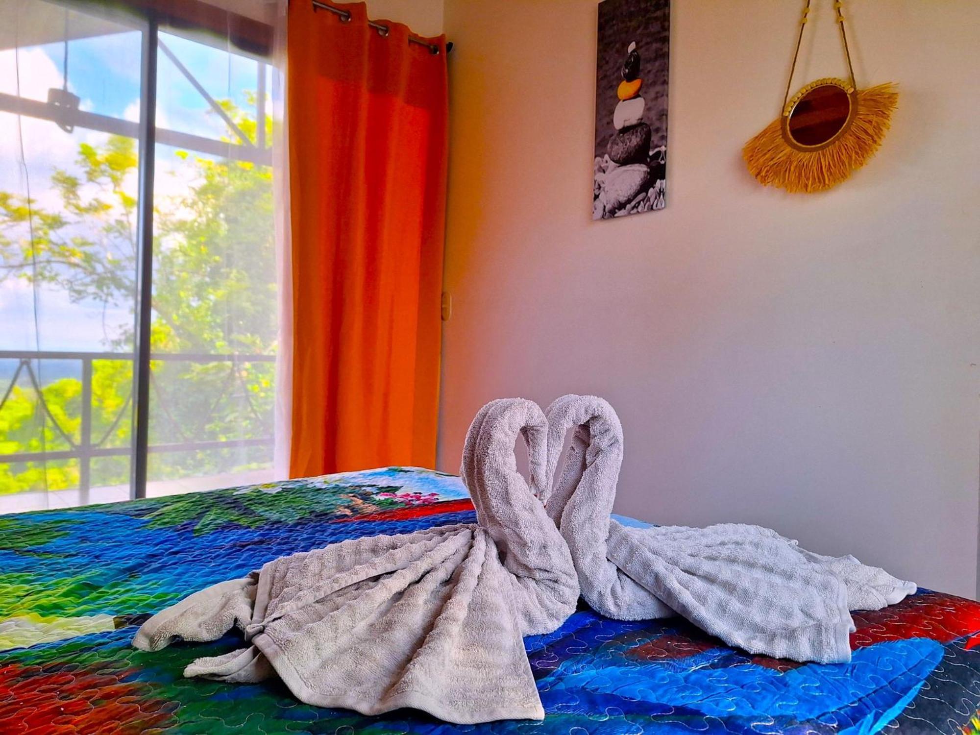 Corcovado-ac-jacuzzi-pool-great Views-nature-relaxing Villa *