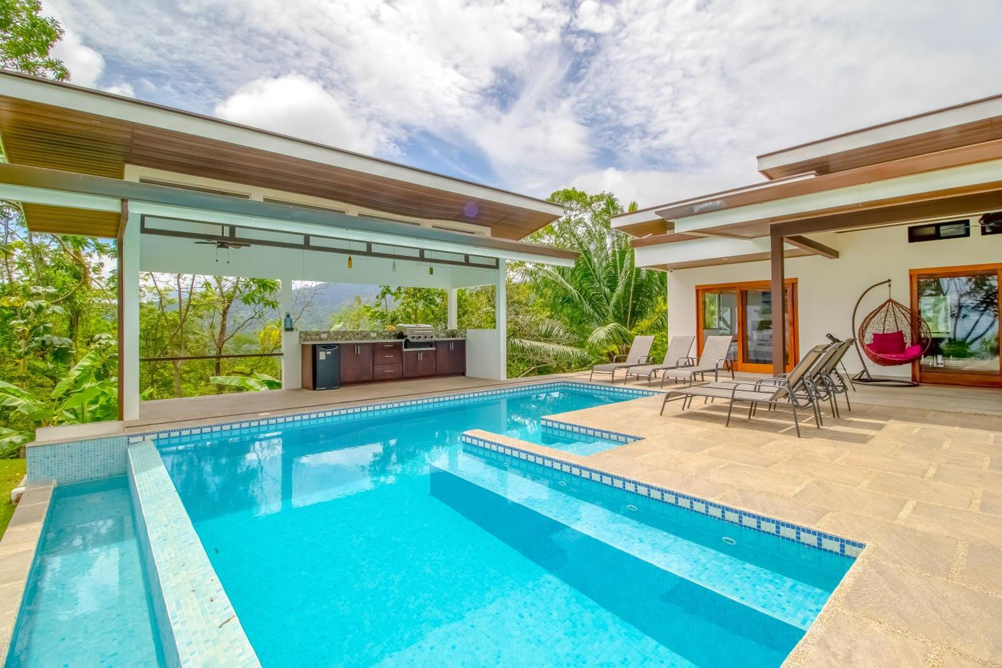 Holiday home Breathtaking Ocean View On Mountain In The Jungle