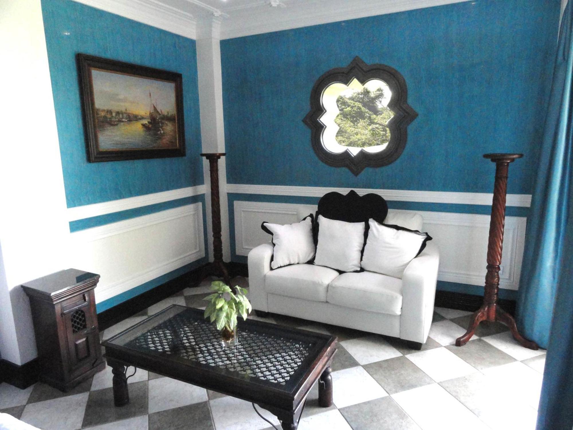 Caletas Hotel