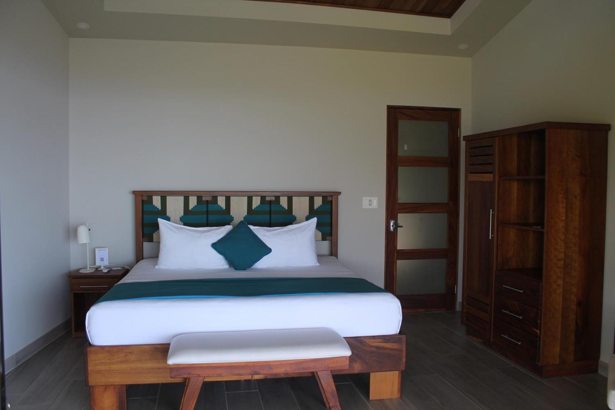 Lapazul Boutique 4*