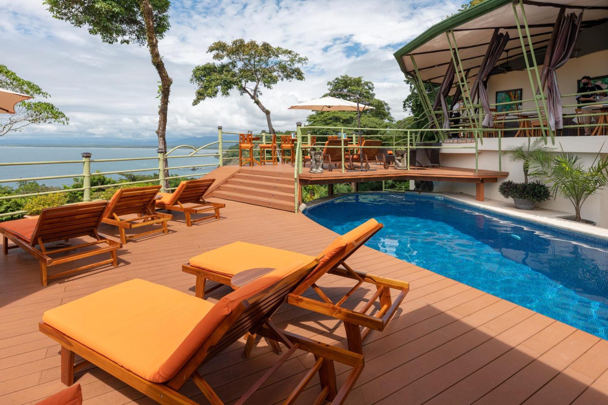 Issimo (adults Only) Manuel Antonio