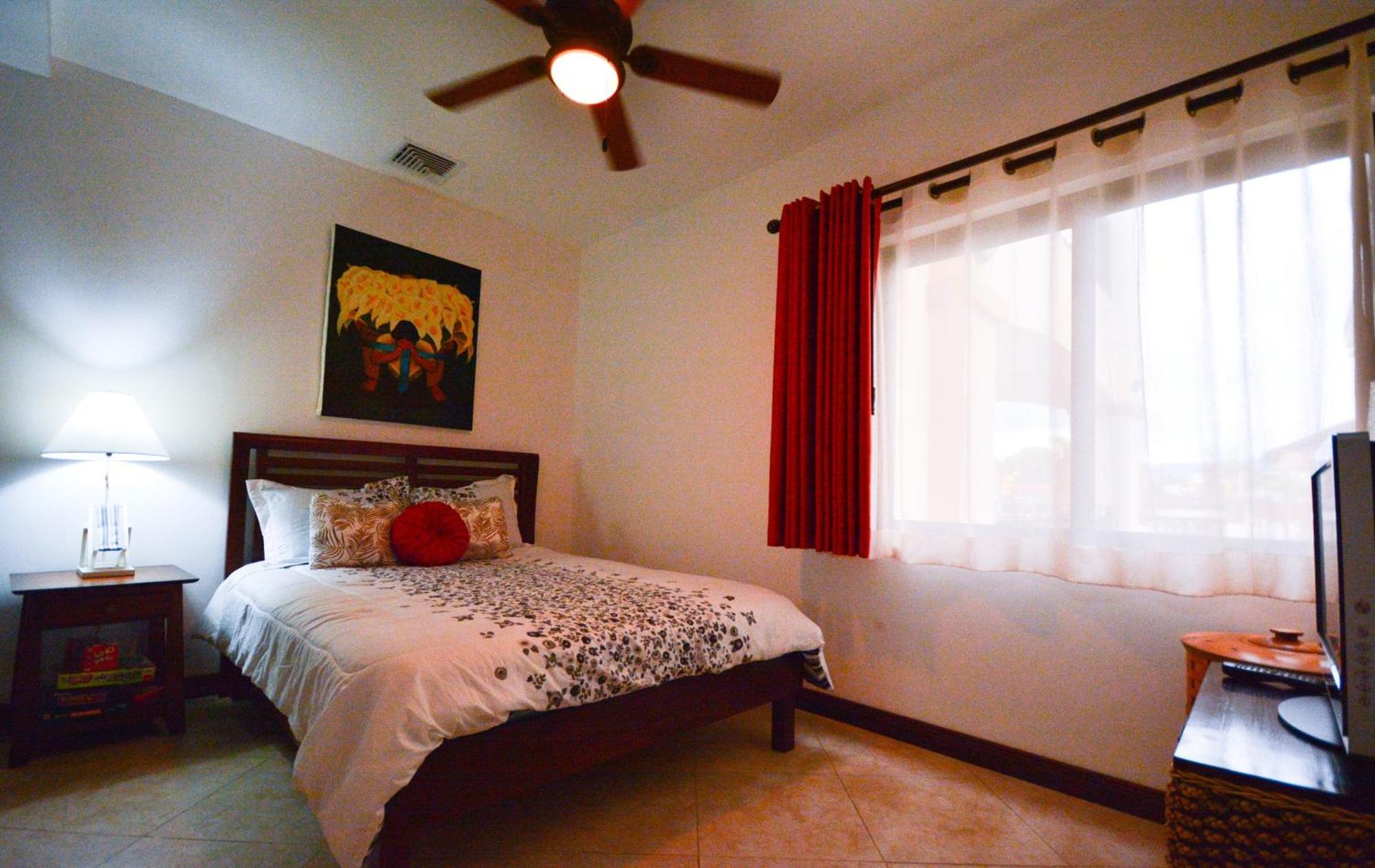 Apartment 3 Bedroom With Ocean View - Tres Regalos 201n
