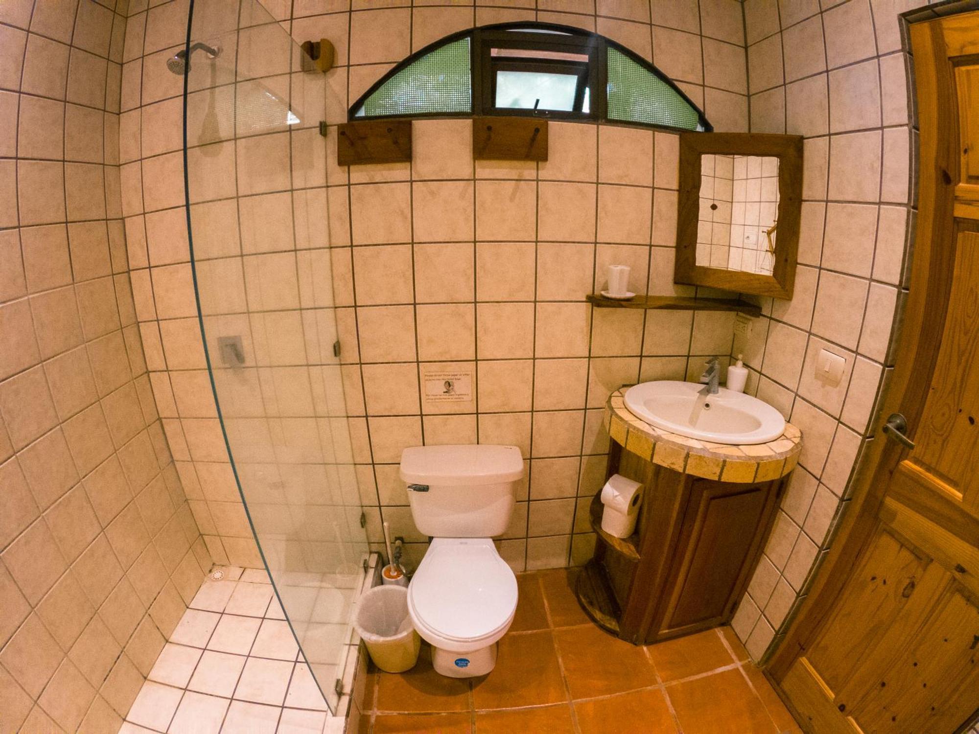 Pacifica Surf Studios 3*