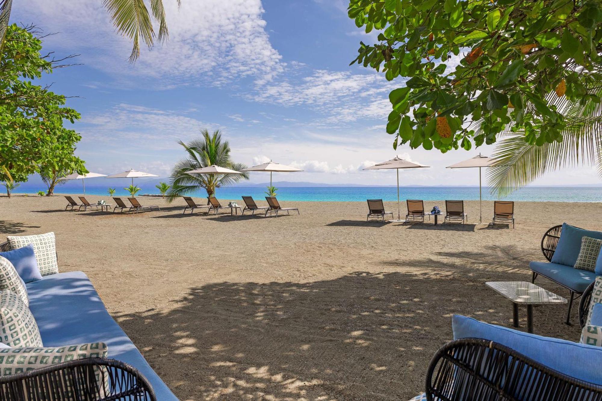 Resort Botanika Osa Peninsula, Curio Collection By Hilton Puerto Jimenez