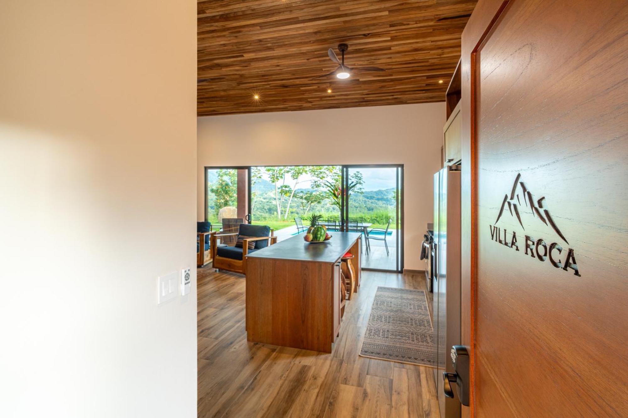 Unforgettable Roca Ocean To Mountain Views Villa