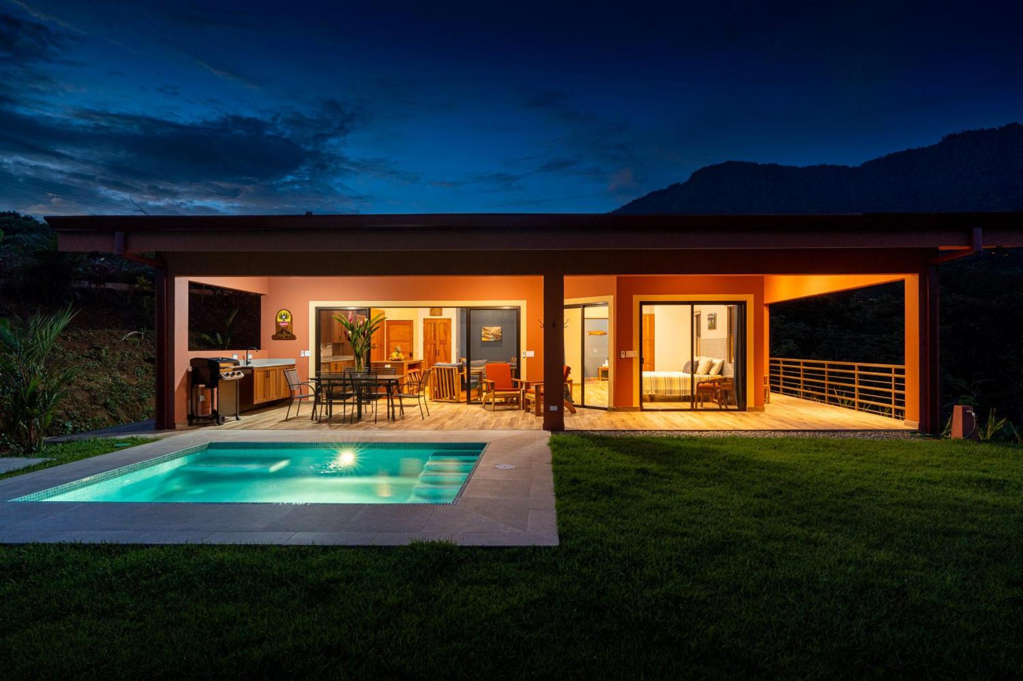 Villa Unforgettable Roca Ocean To Mountain Views *