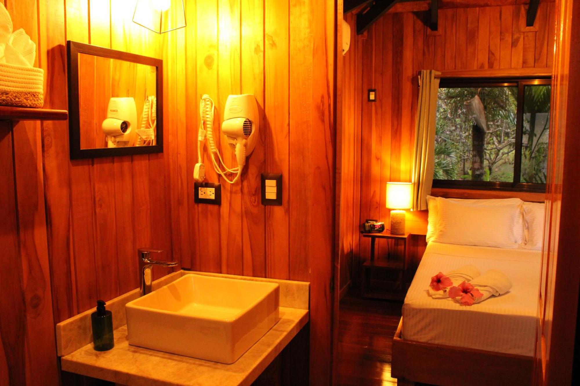 Natural Boutique 4* Drake Bay