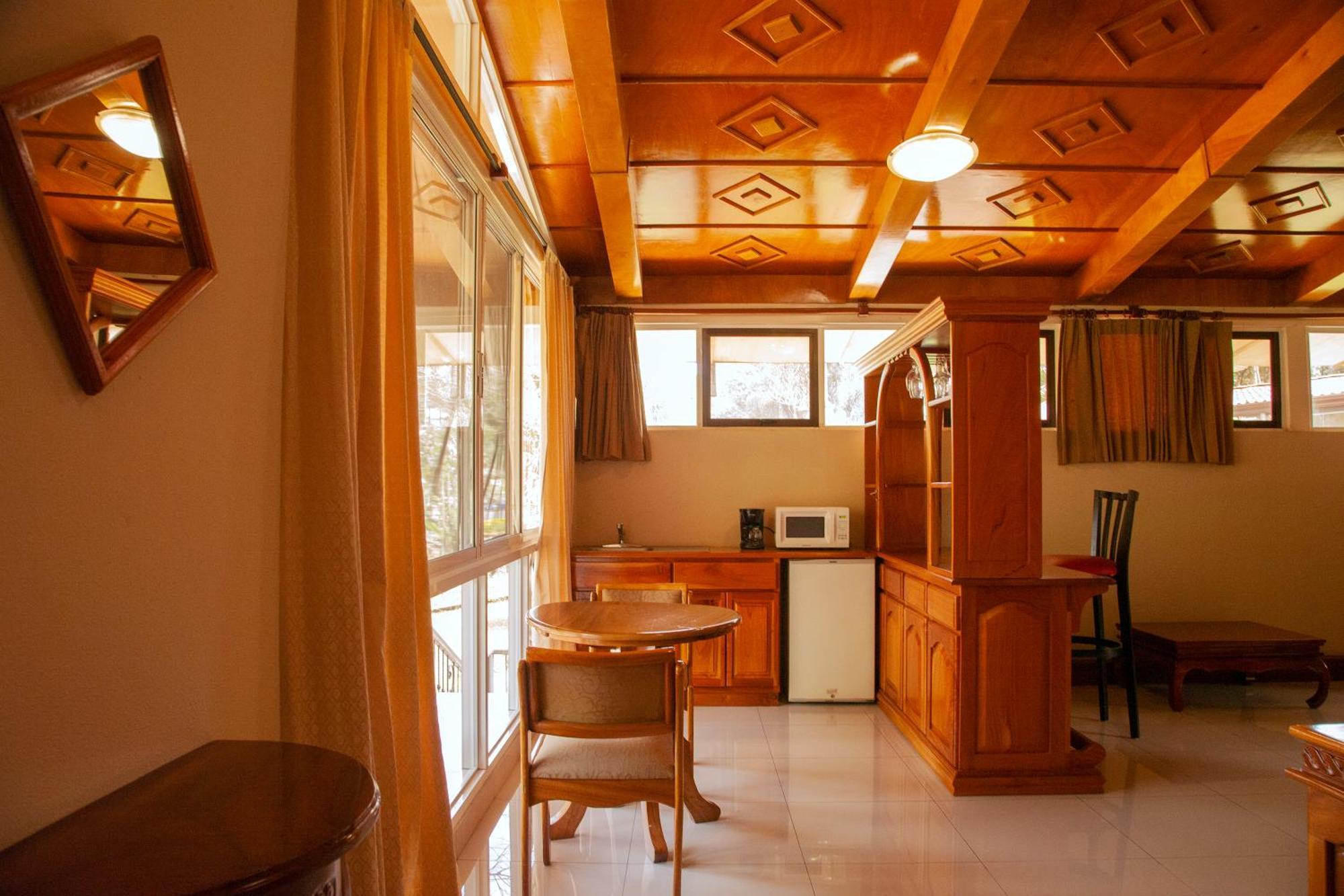 Hotel Martino Spa And Resort Hotel