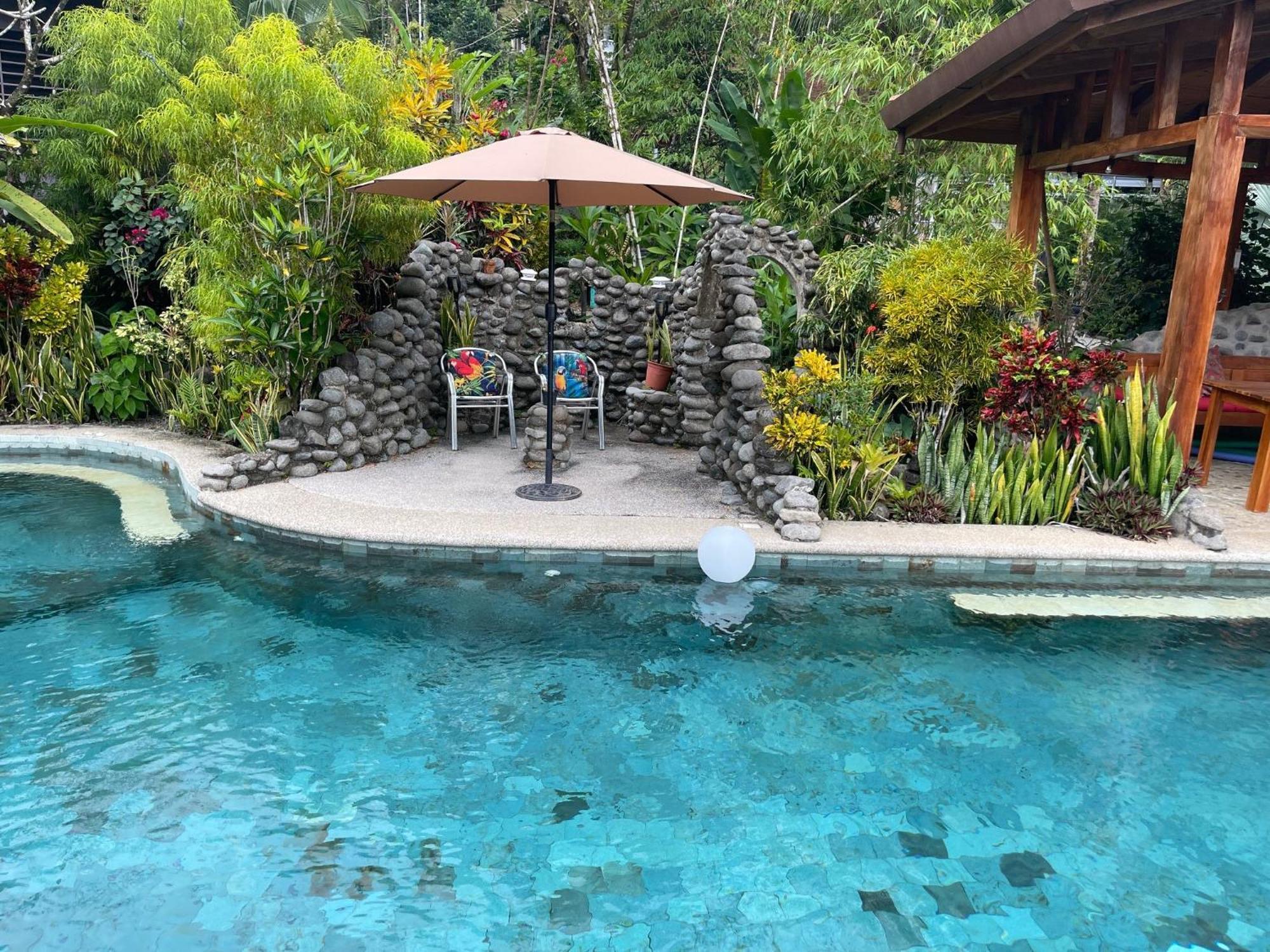 Tortuga Premium Riverfront Jungle With Jacuzzi And Pool Villa Uvita