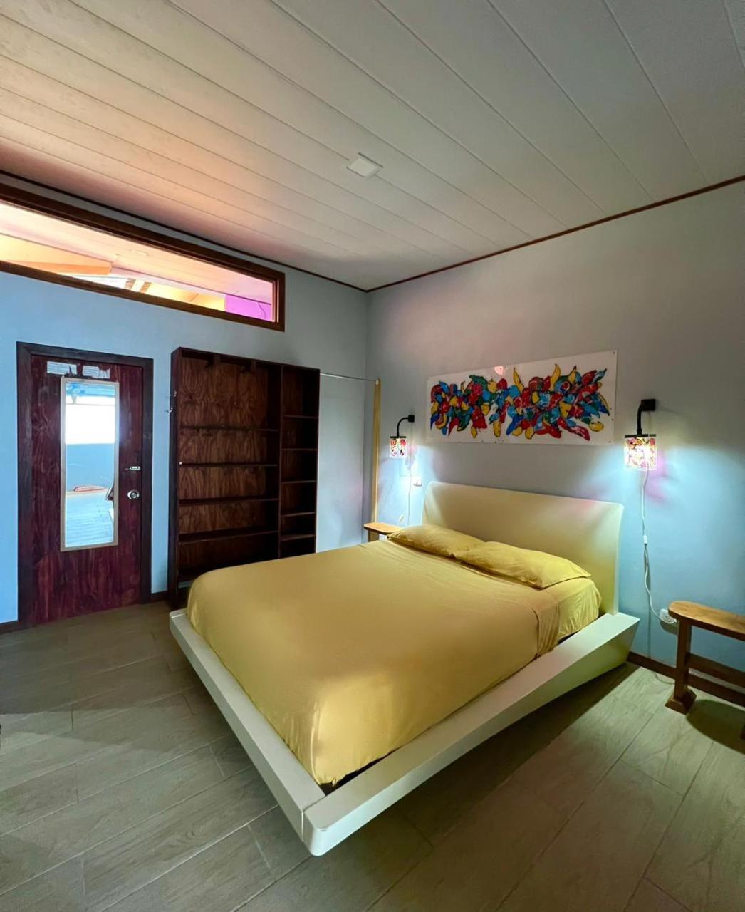 Amimodobeachrooms Inn *