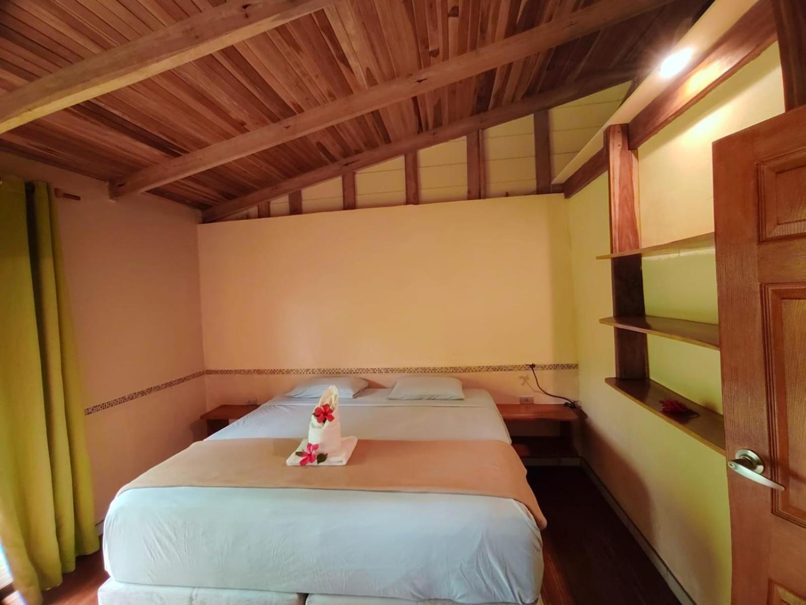 Essence Arenal & Yoga *