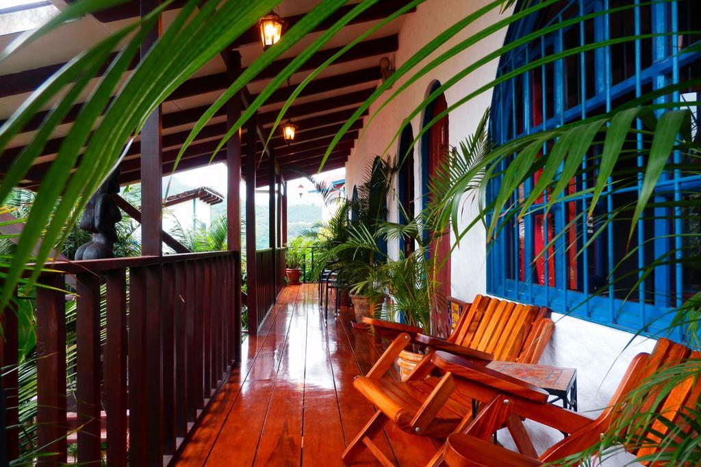 Orosi Lodge Hotel