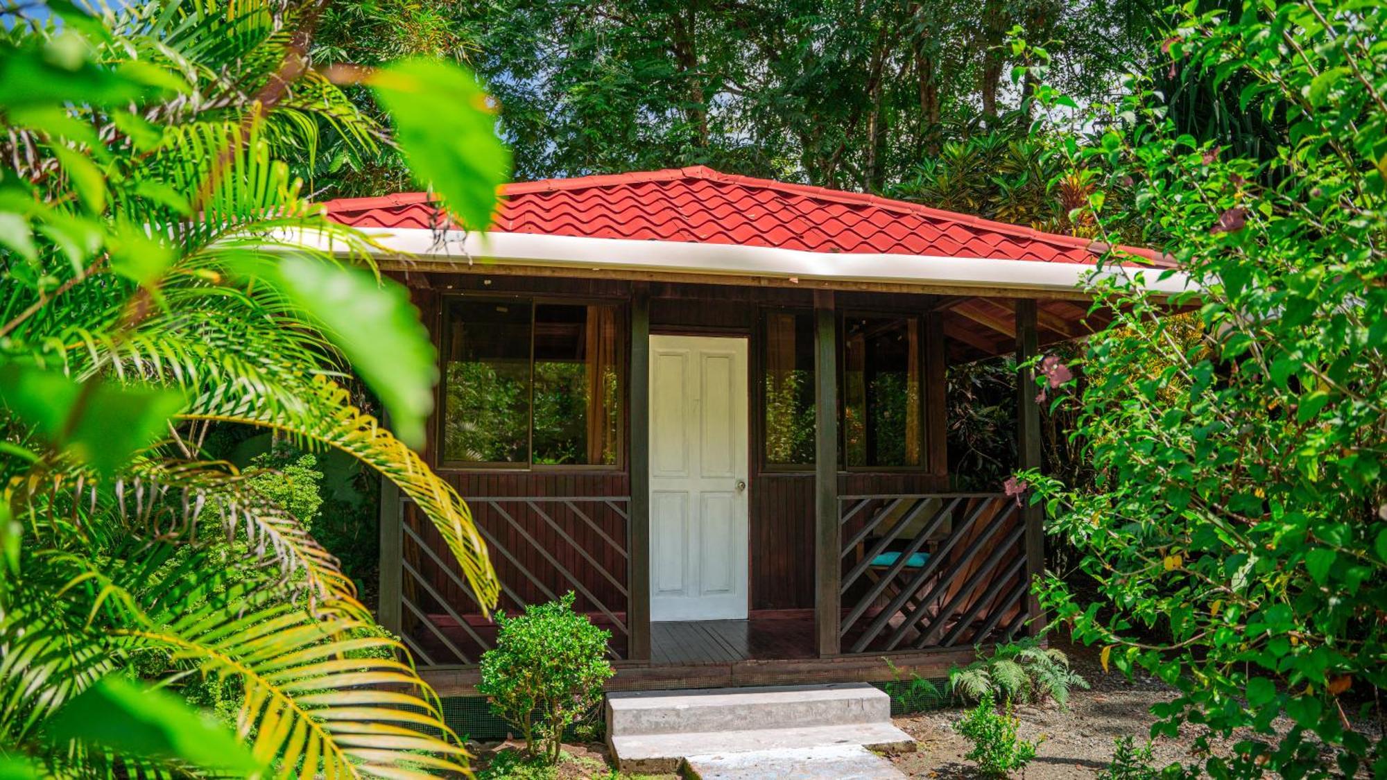 Lodge Kalea Yard