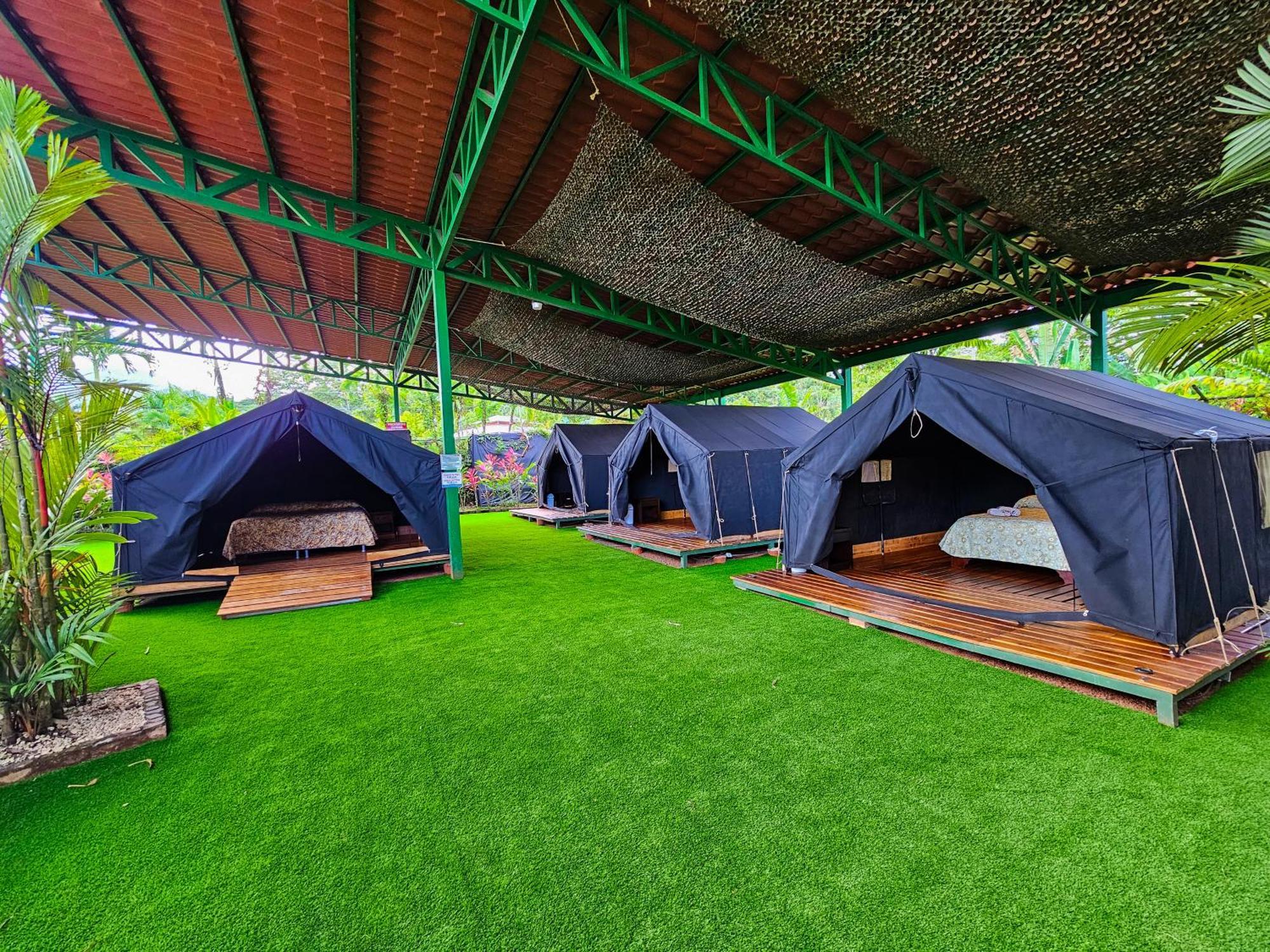 Arenal Backpackers