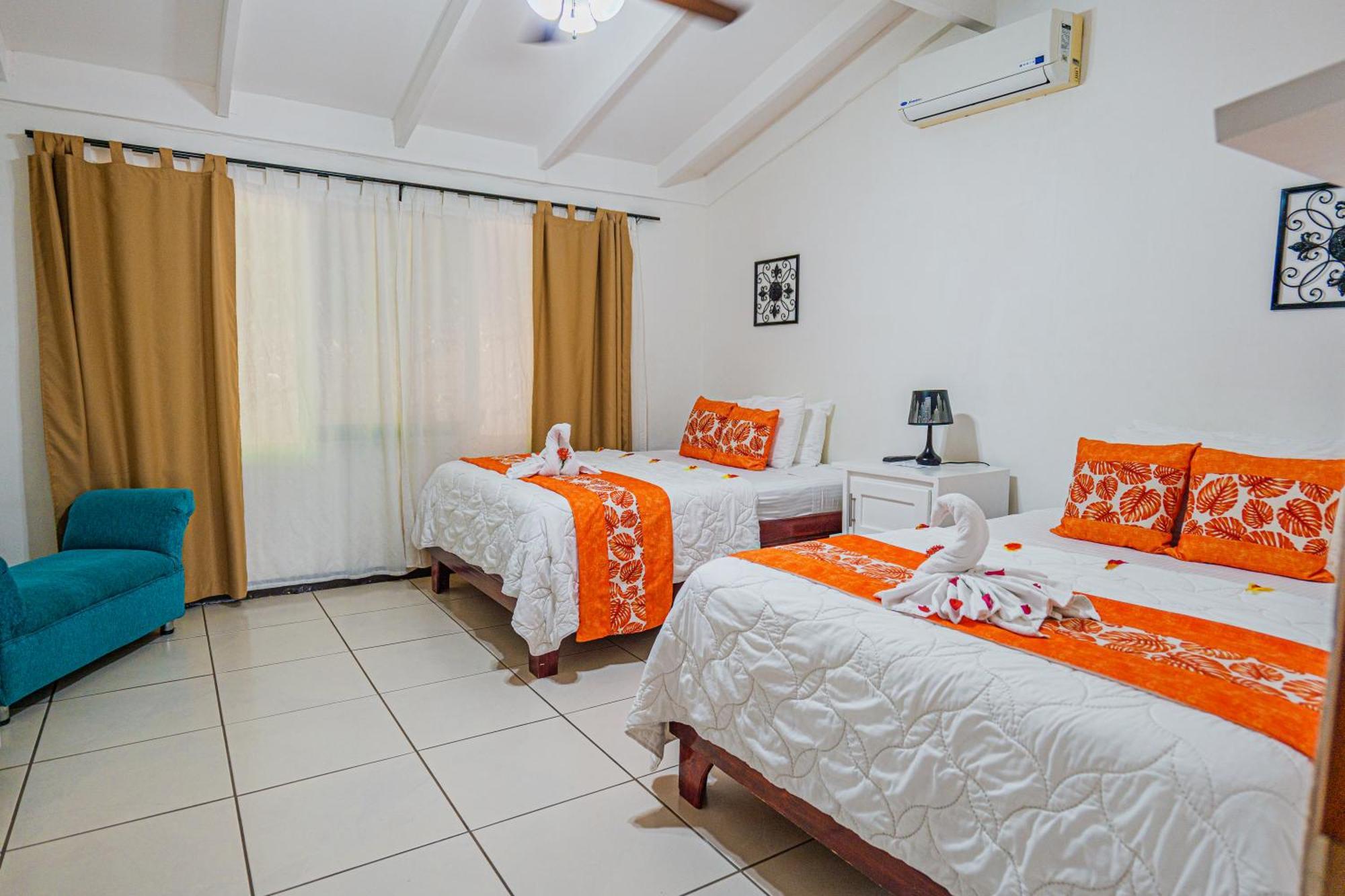 Hotel Condovac La Costa