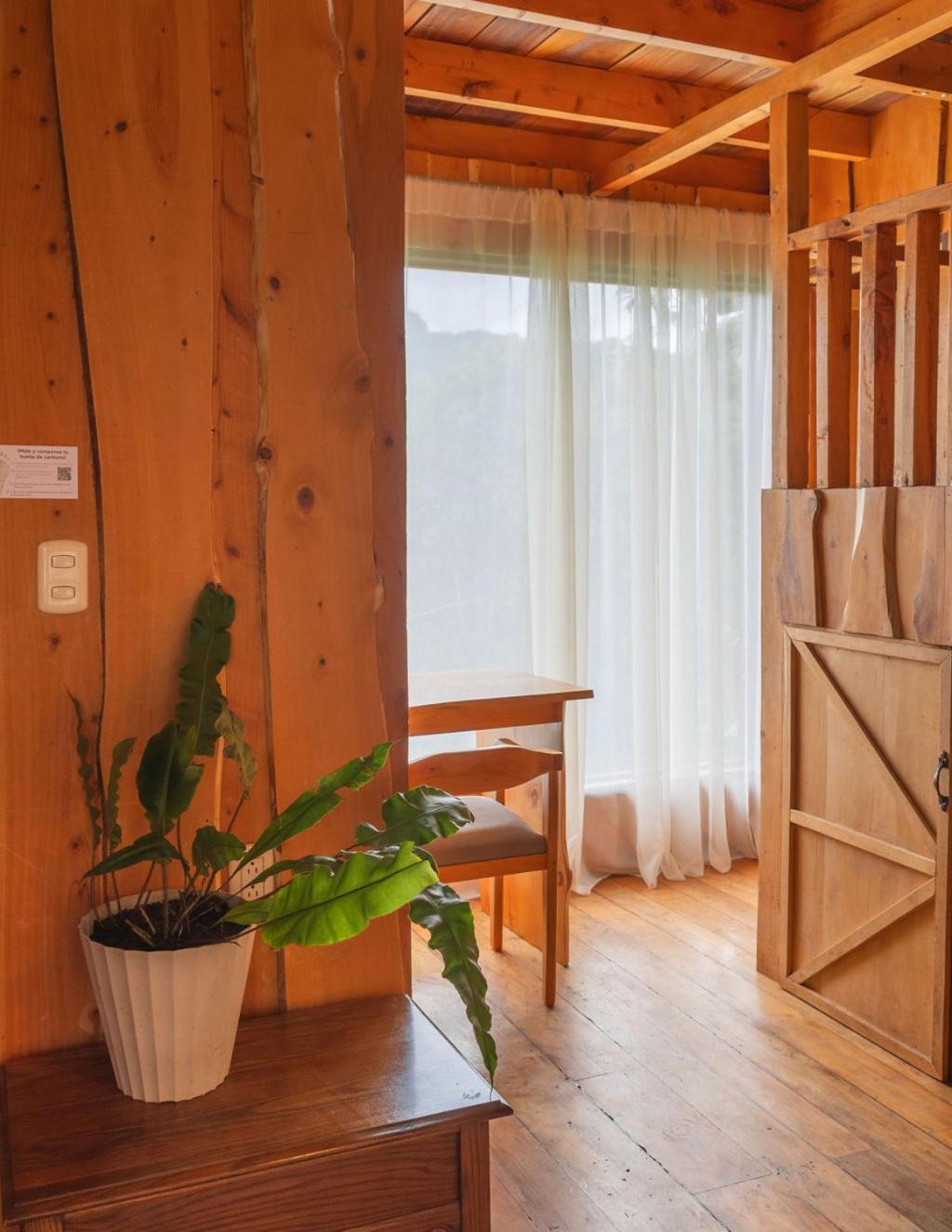 Cedrela Eco-lodge & Restaurante Copey