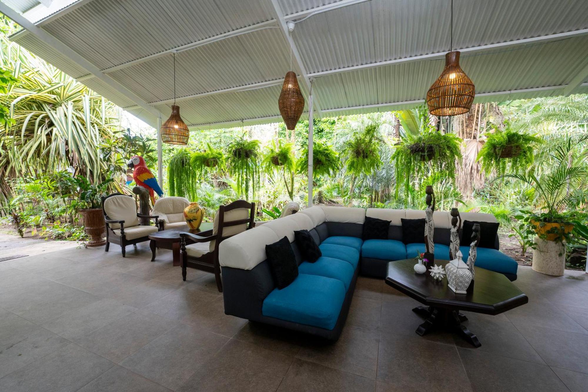 Hotel Beachfront 3*
