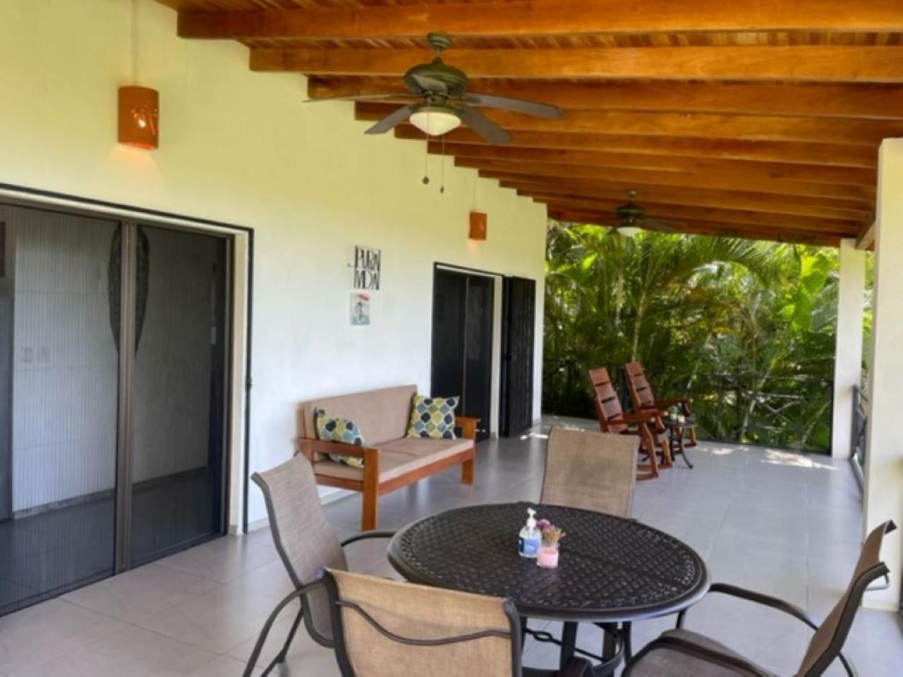 Villa Lambeau Ocean View 1