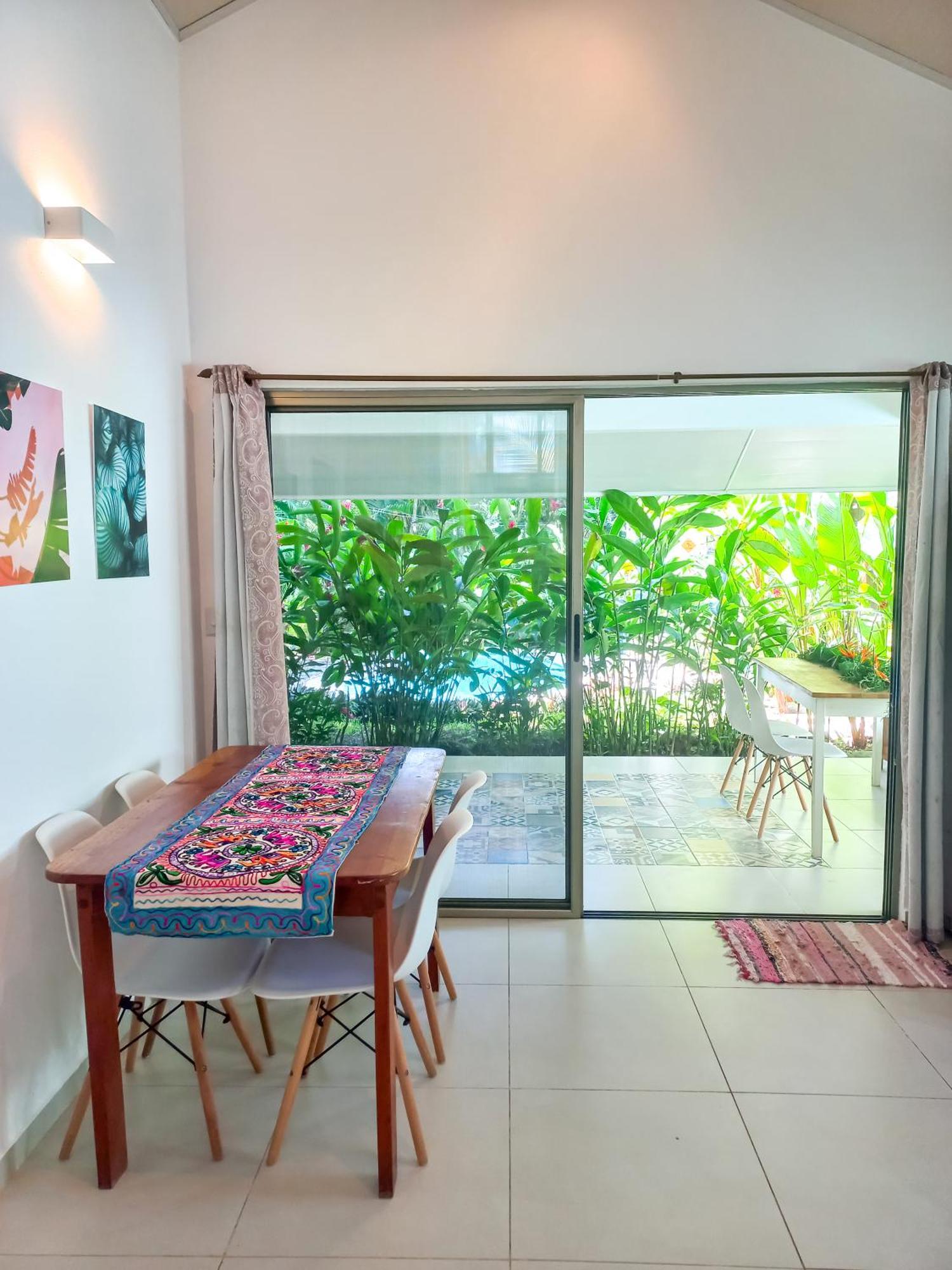 Calma Costa Rica Apartment *