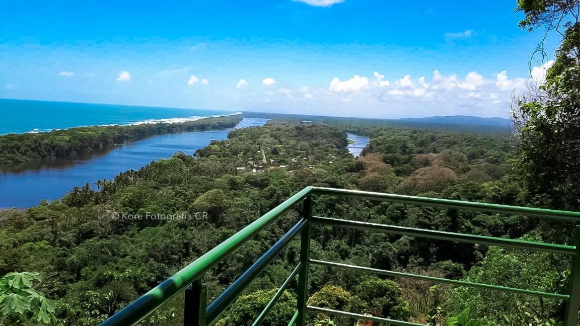 Caribbean View Apartment *