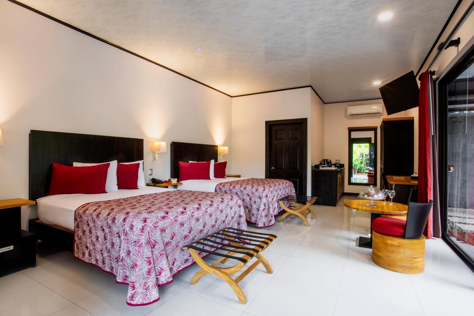 Arenal Manoa & Hot Springs Hotel