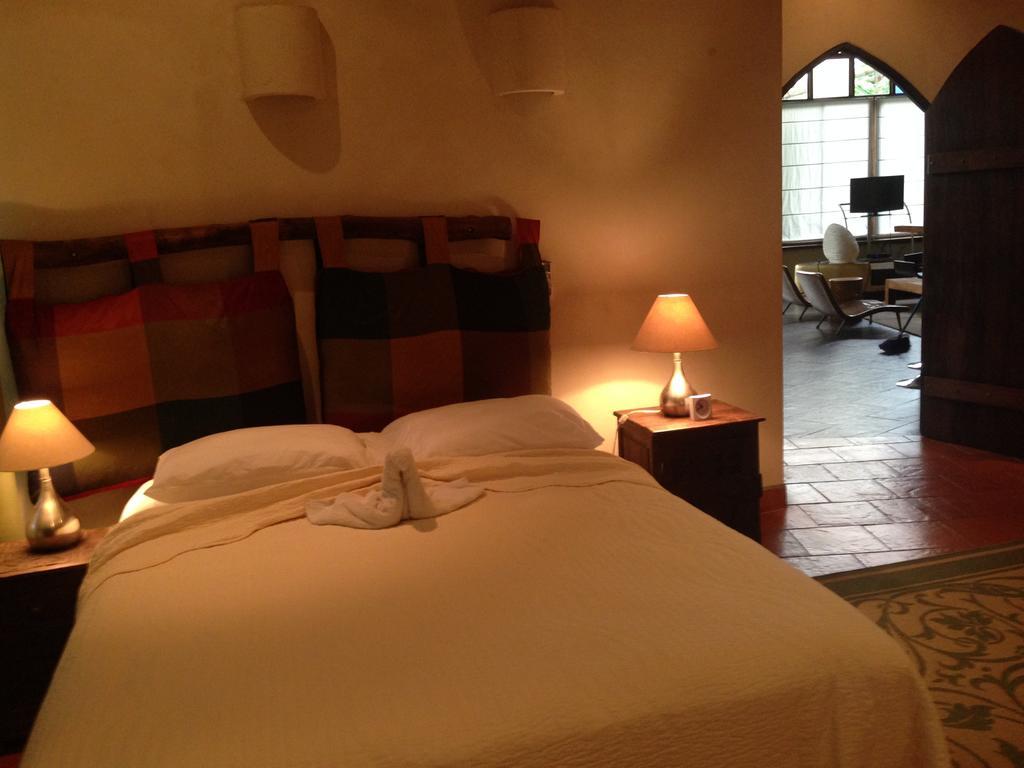 Picasso House *