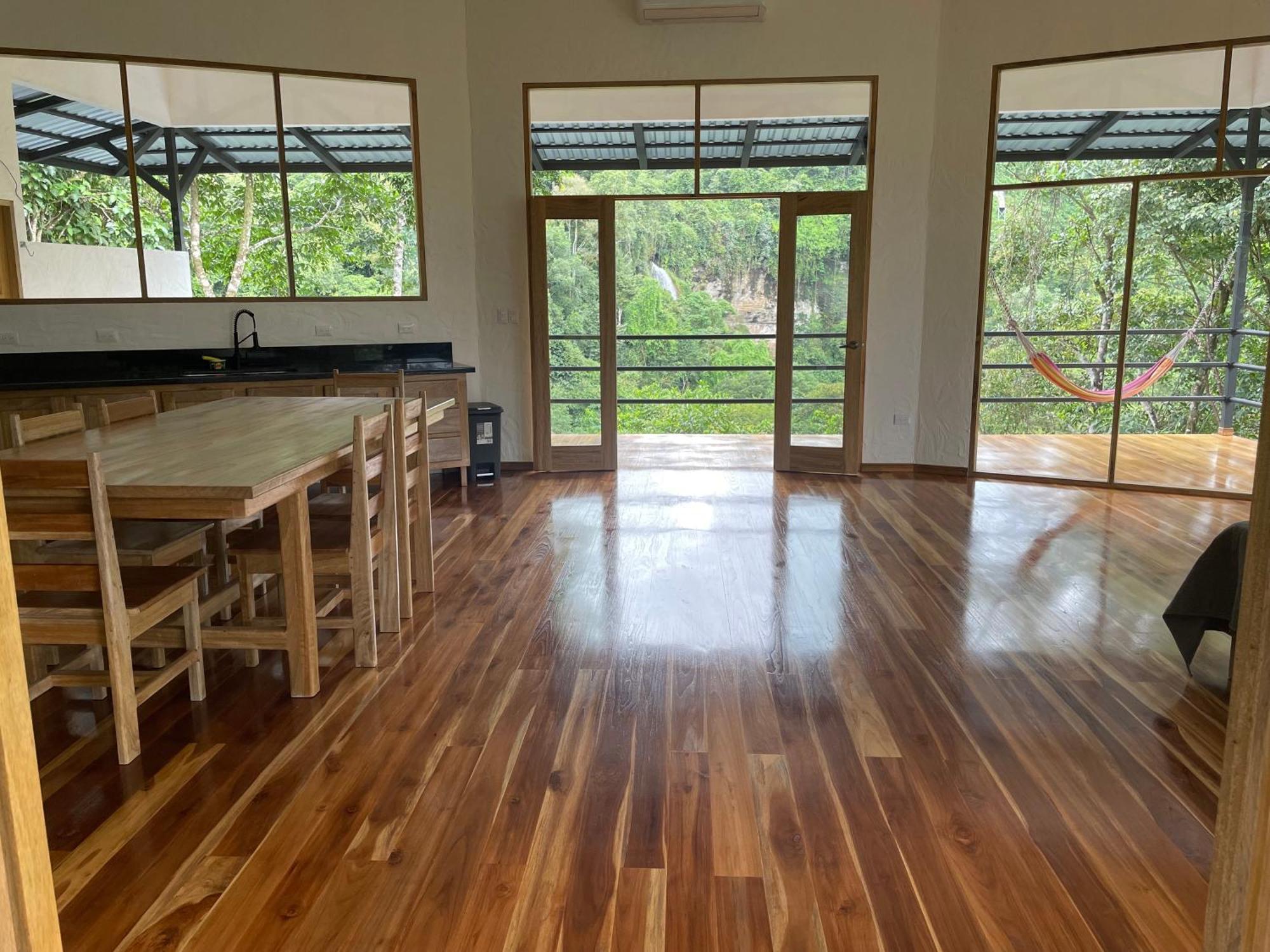 Cascada Elysiana Lodge