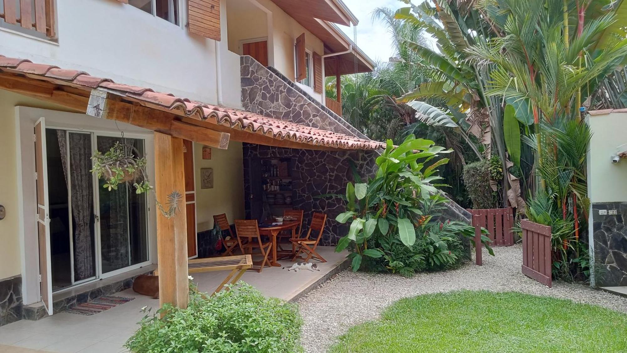 Apartment Costa Riki