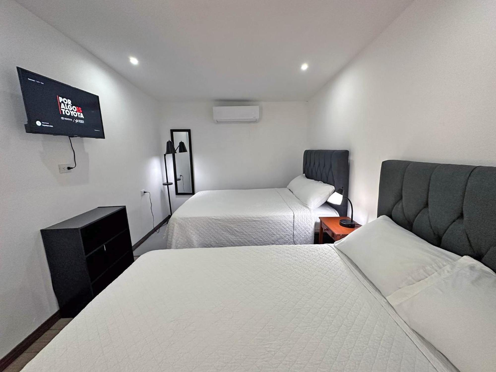 Hotel Surf Ranch 4*