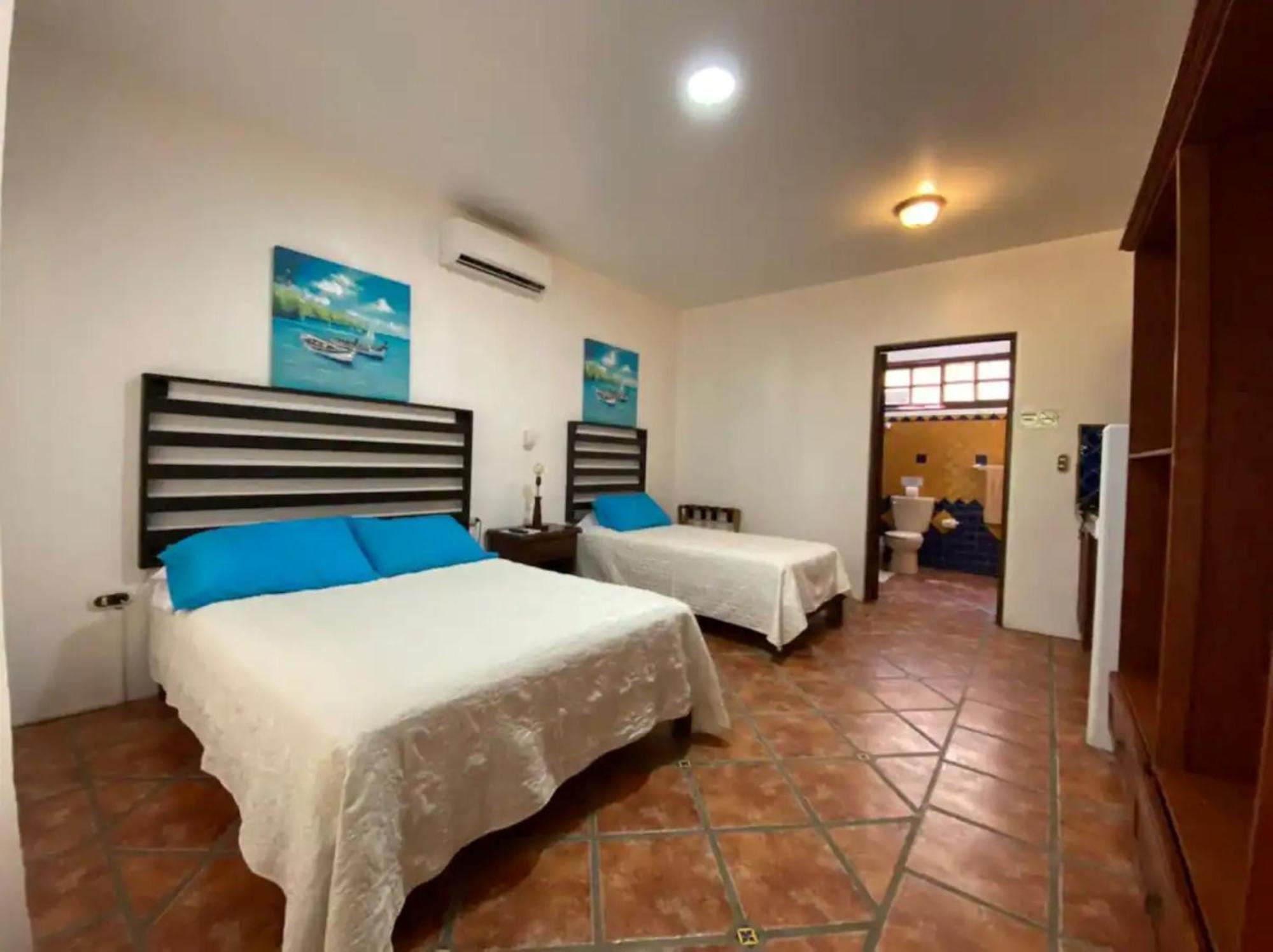 Playa Westfalia Hotel Puerto Limon