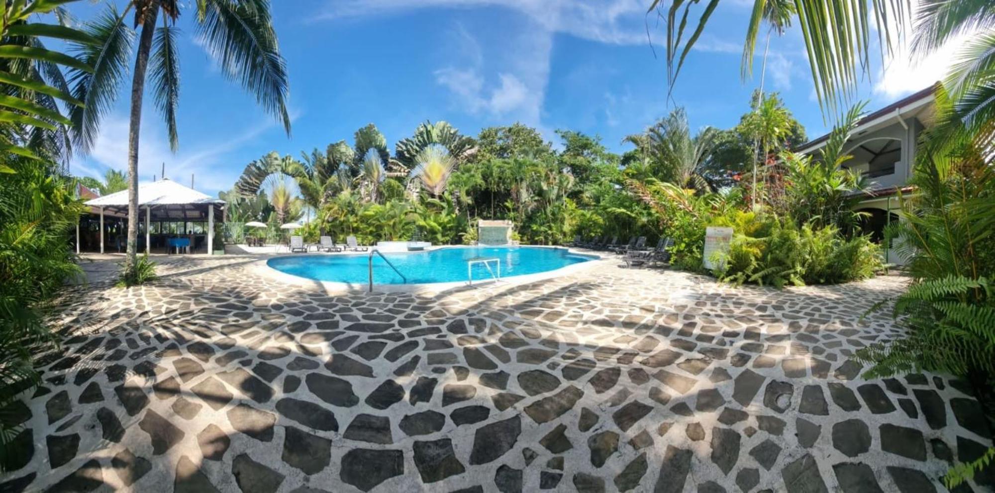 Playa Westfalia Hotel Puerto Limon