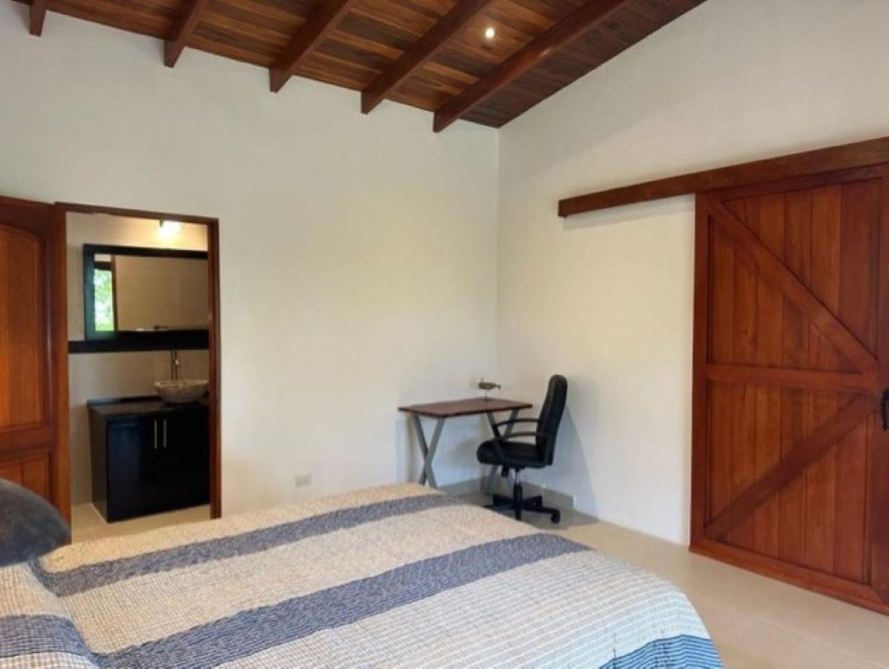 Villa Lambeau 3 Ocean View - 2br 3 Ba Uvita