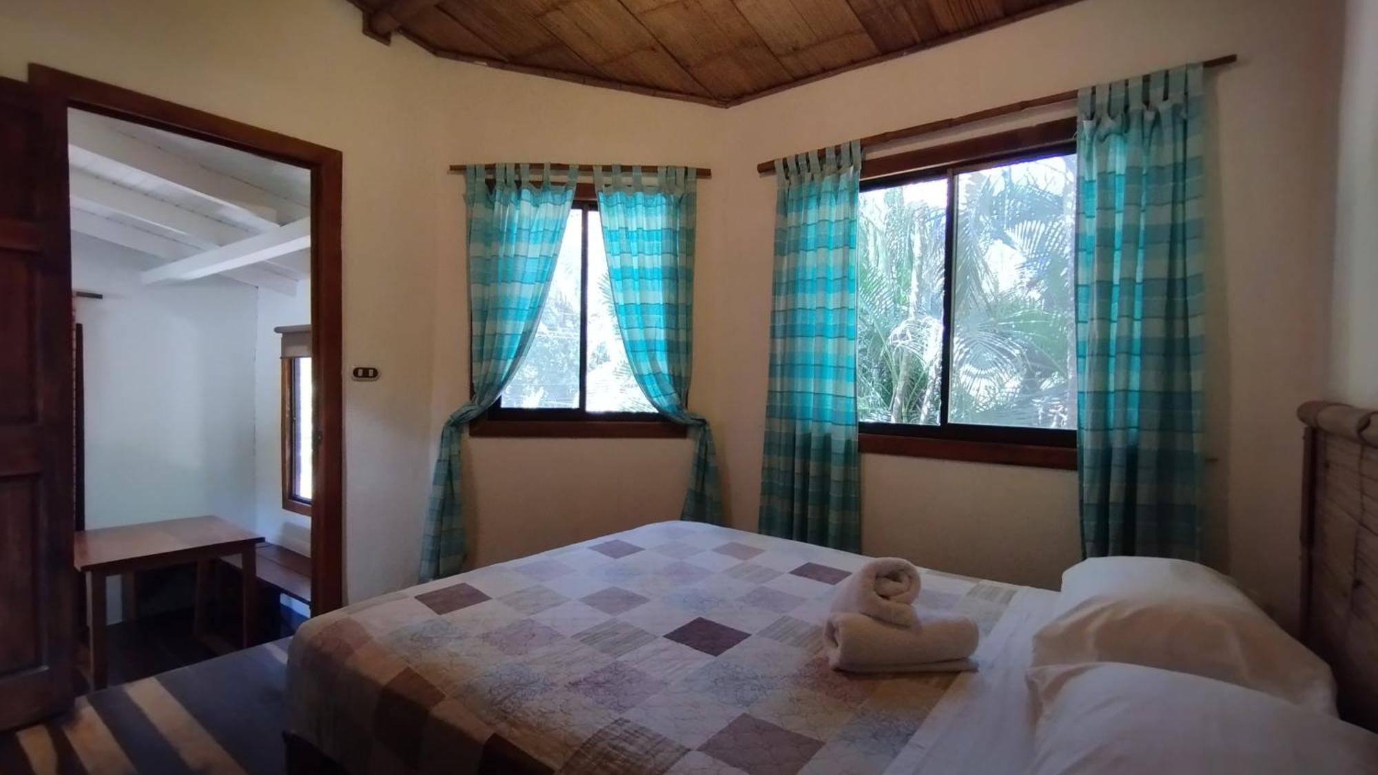 Hotel Raratonga Playa Santa Teresa (Puntarenas)
