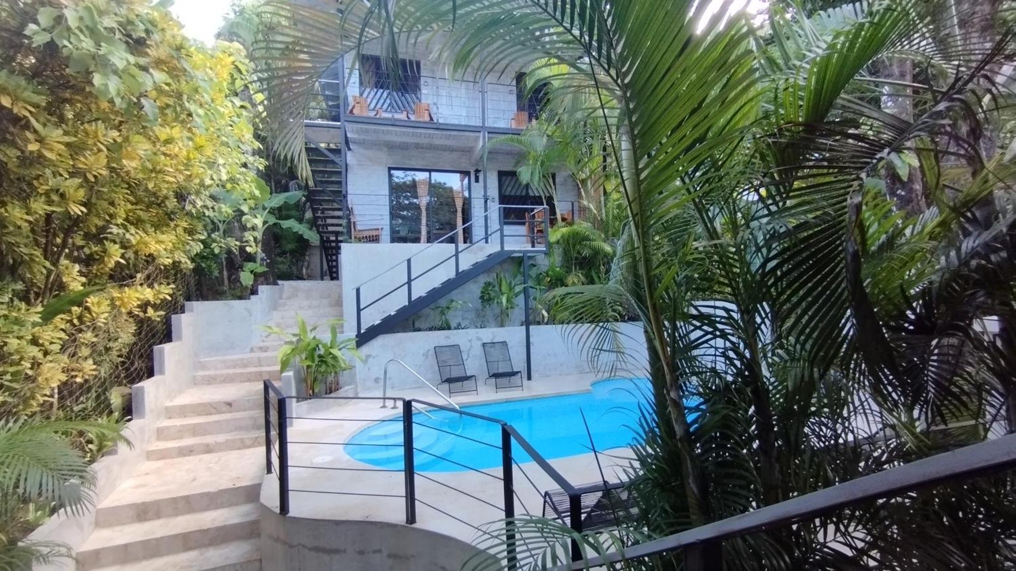 Hotel Raratonga Playa Santa Teresa (Puntarenas)