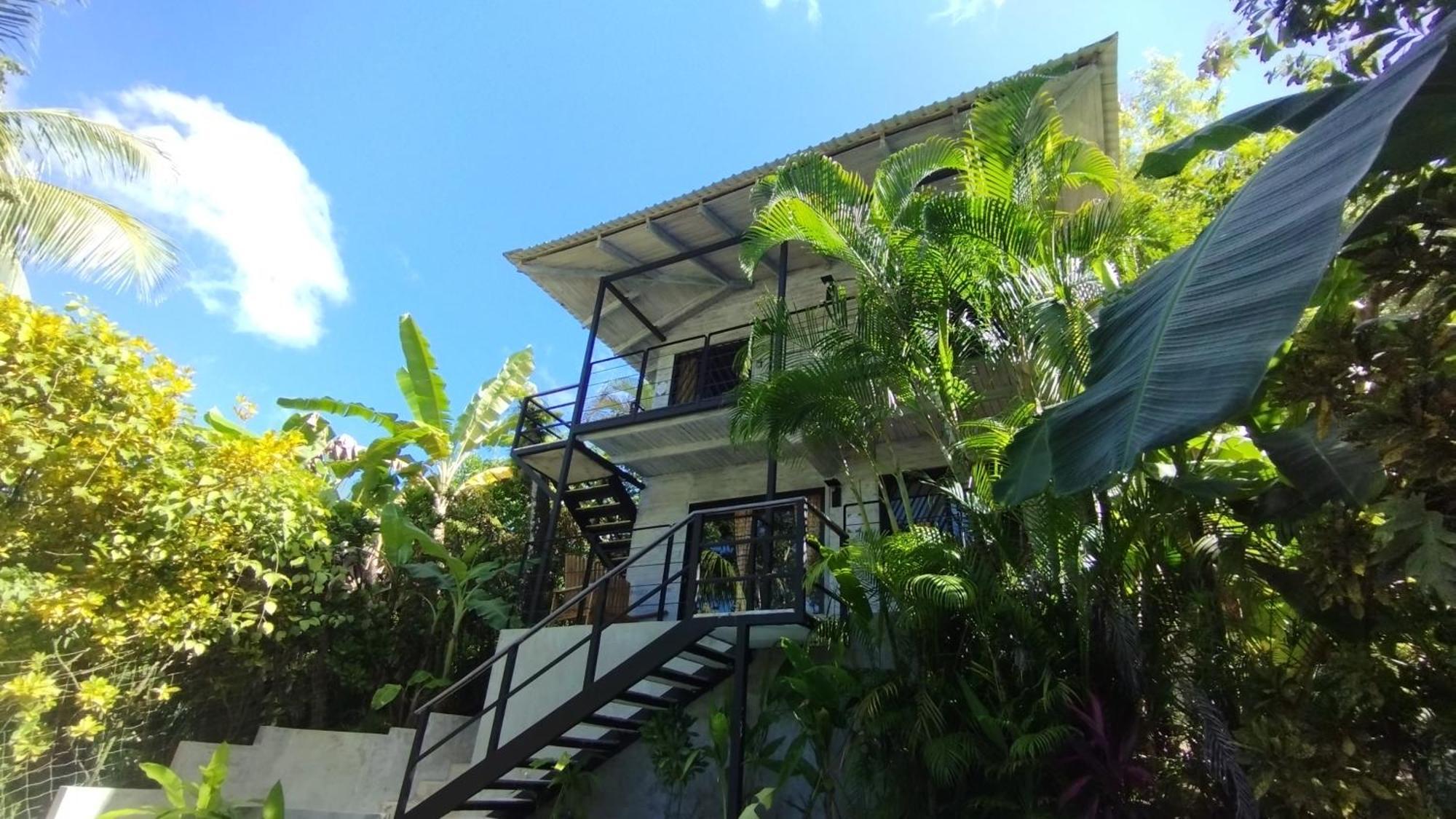 Hotel Raratonga Playa Santa Teresa (Puntarenas)