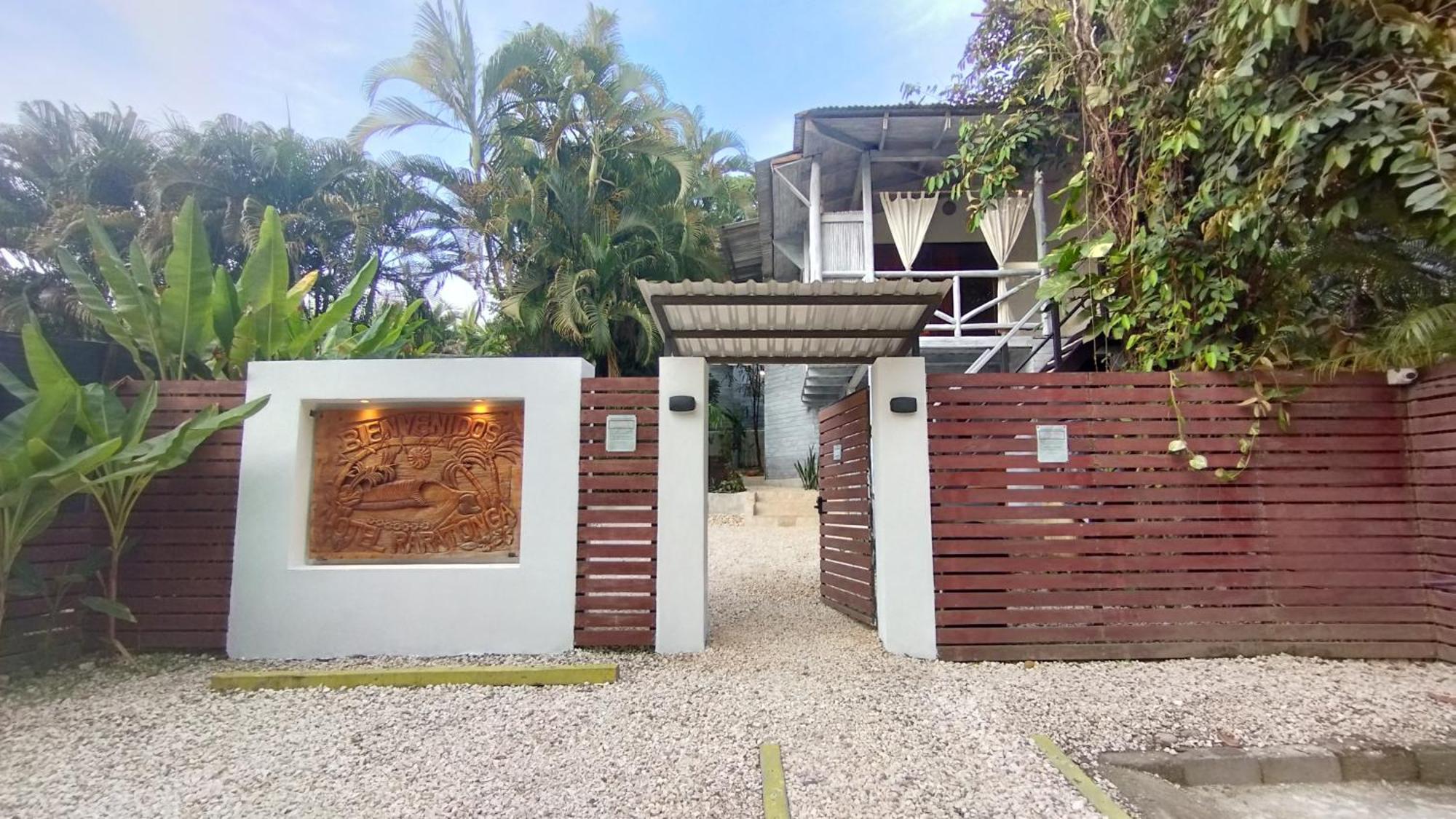 Hotel Raratonga Playa Santa Teresa (Puntarenas)