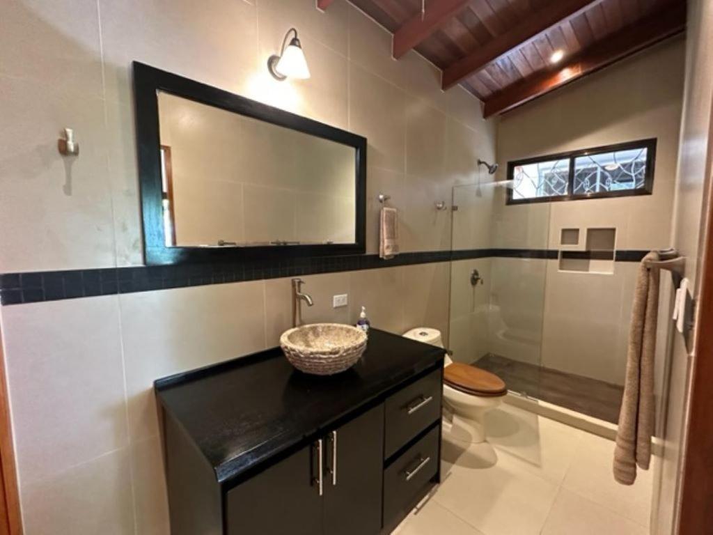 Villa Lambeau 3 Ocean View - 2br 3 Ba Uvita