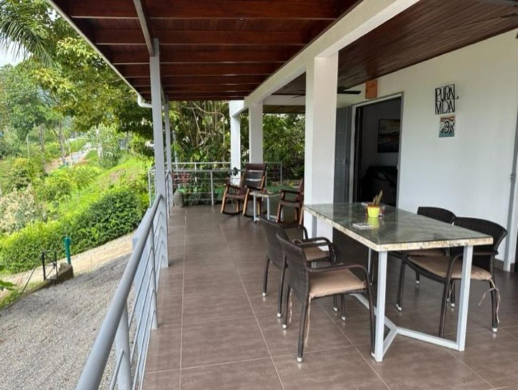 Lambeau 3 Ocean View - 2br 3 Ba Uvita