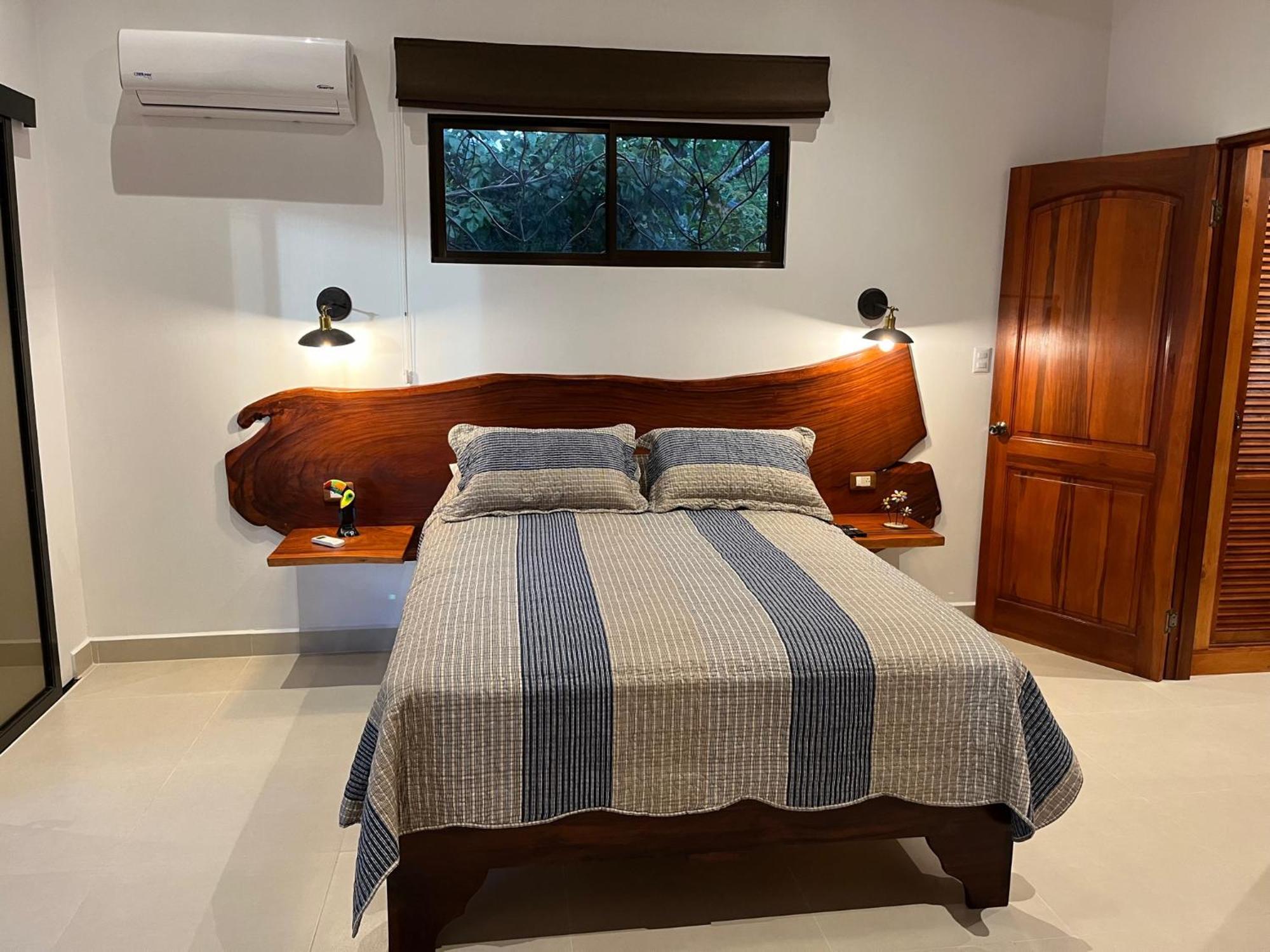 Villa Lambeau 3 Ocean View - 2br 3 Ba Uvita