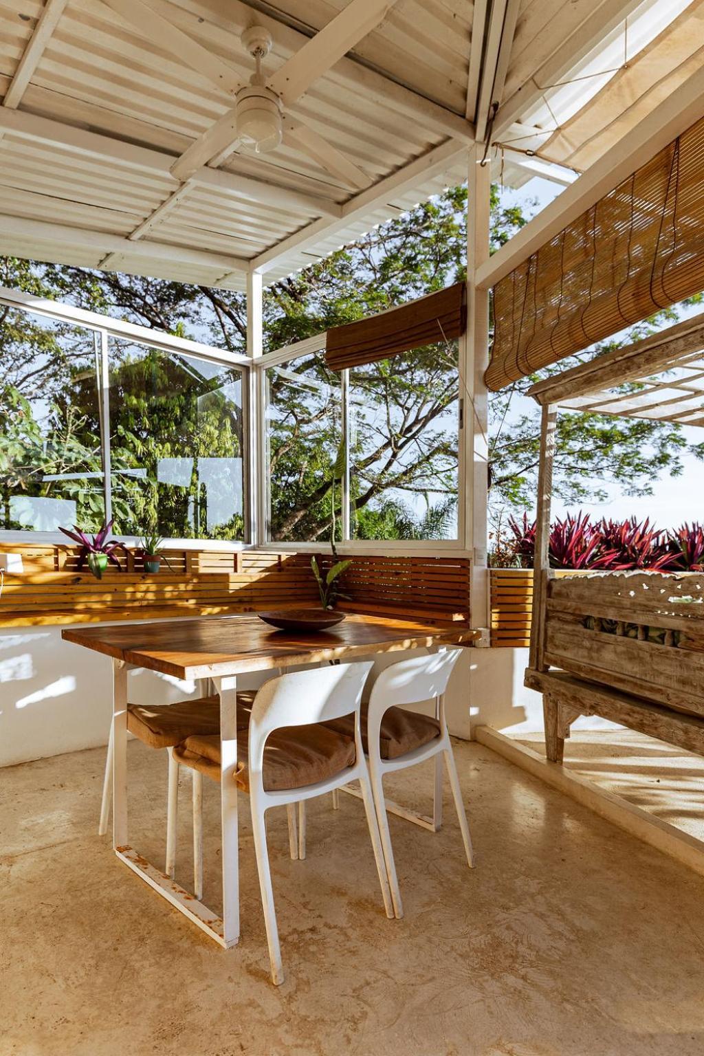 Lodge Griss & Playa Santa Teresa (Puntarenas)