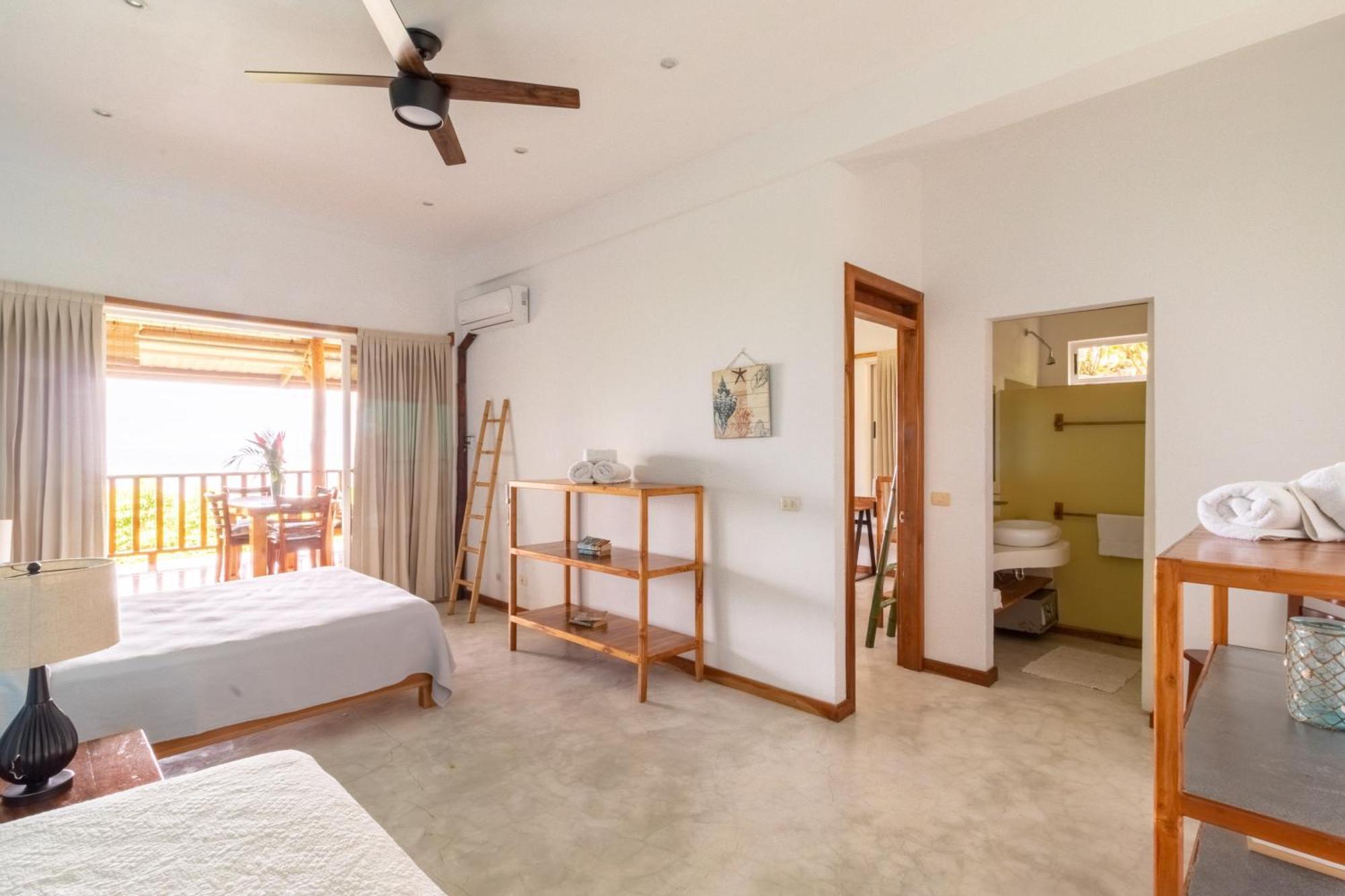 Guest house Vista Naranja Ocean View House 3*